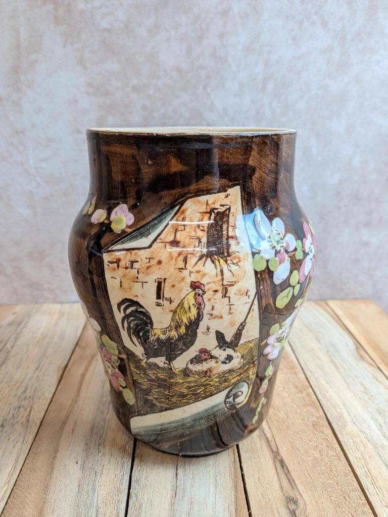 Antique flower pot in majolica by Théodore Lefront – rooster and hen – 19th century