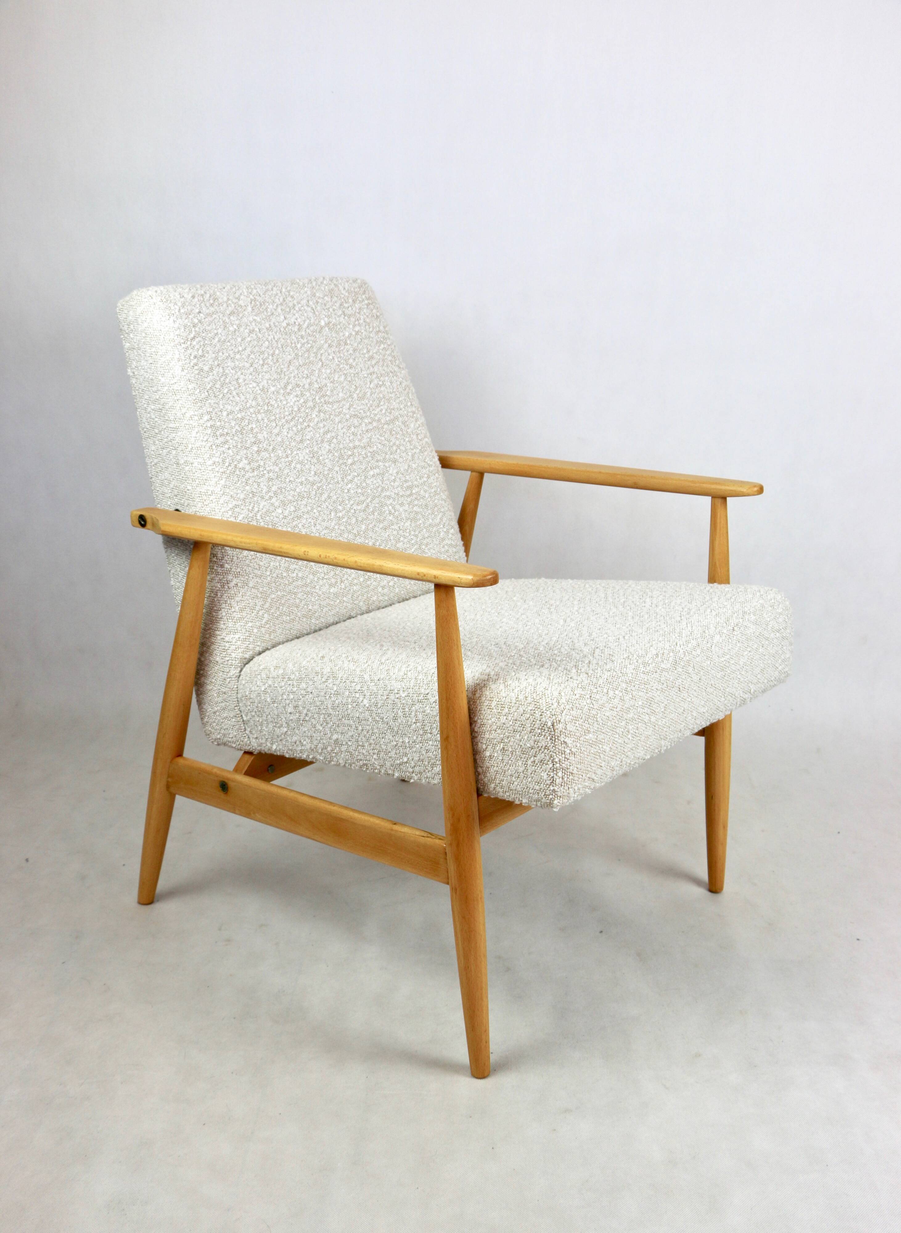 Armchair 'Lis', 1970s, white boucle, design by Henryk Lis - light wood