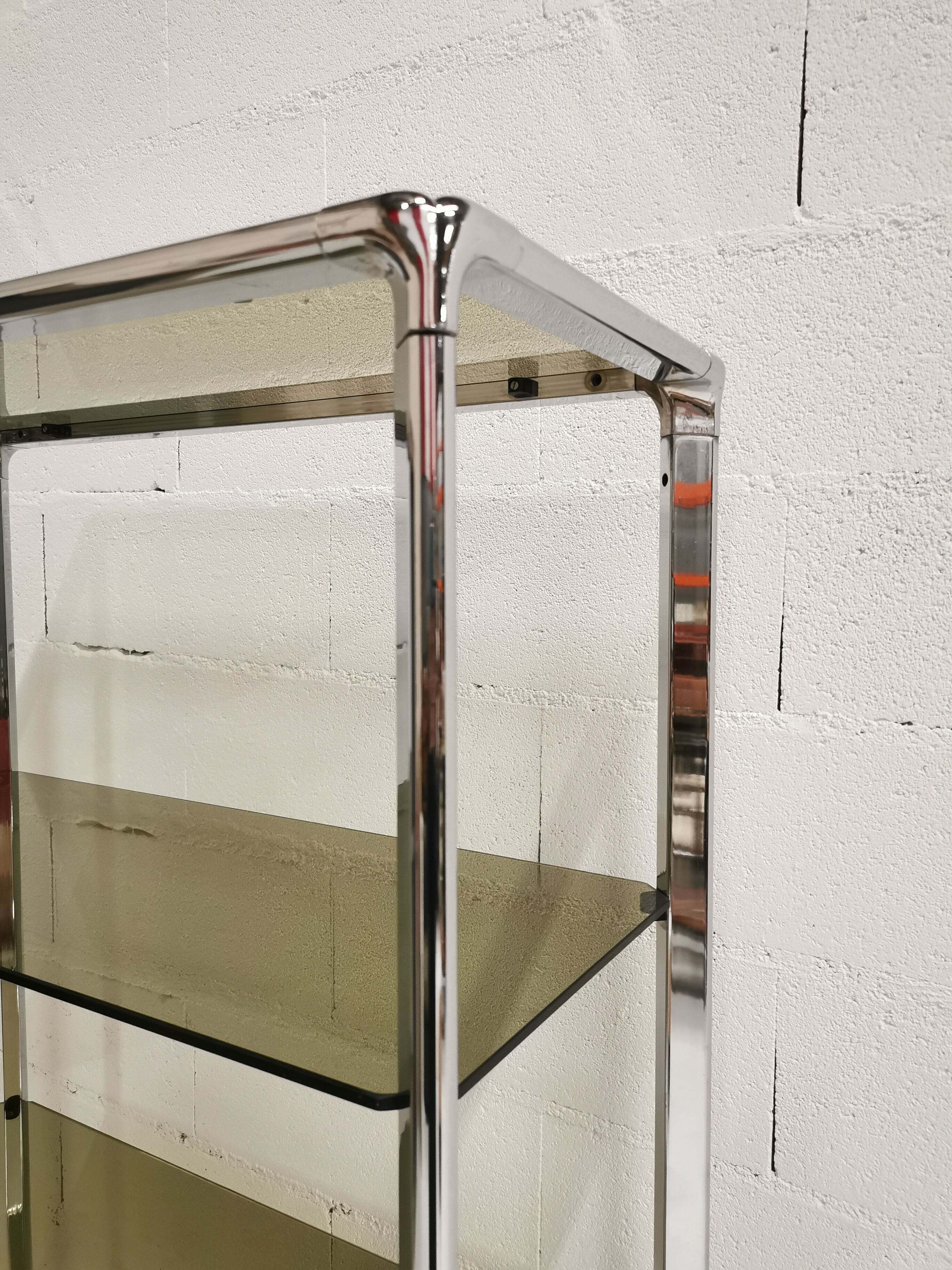 Shelf in chrome and glass, Fratelli Orsenigo, 1970