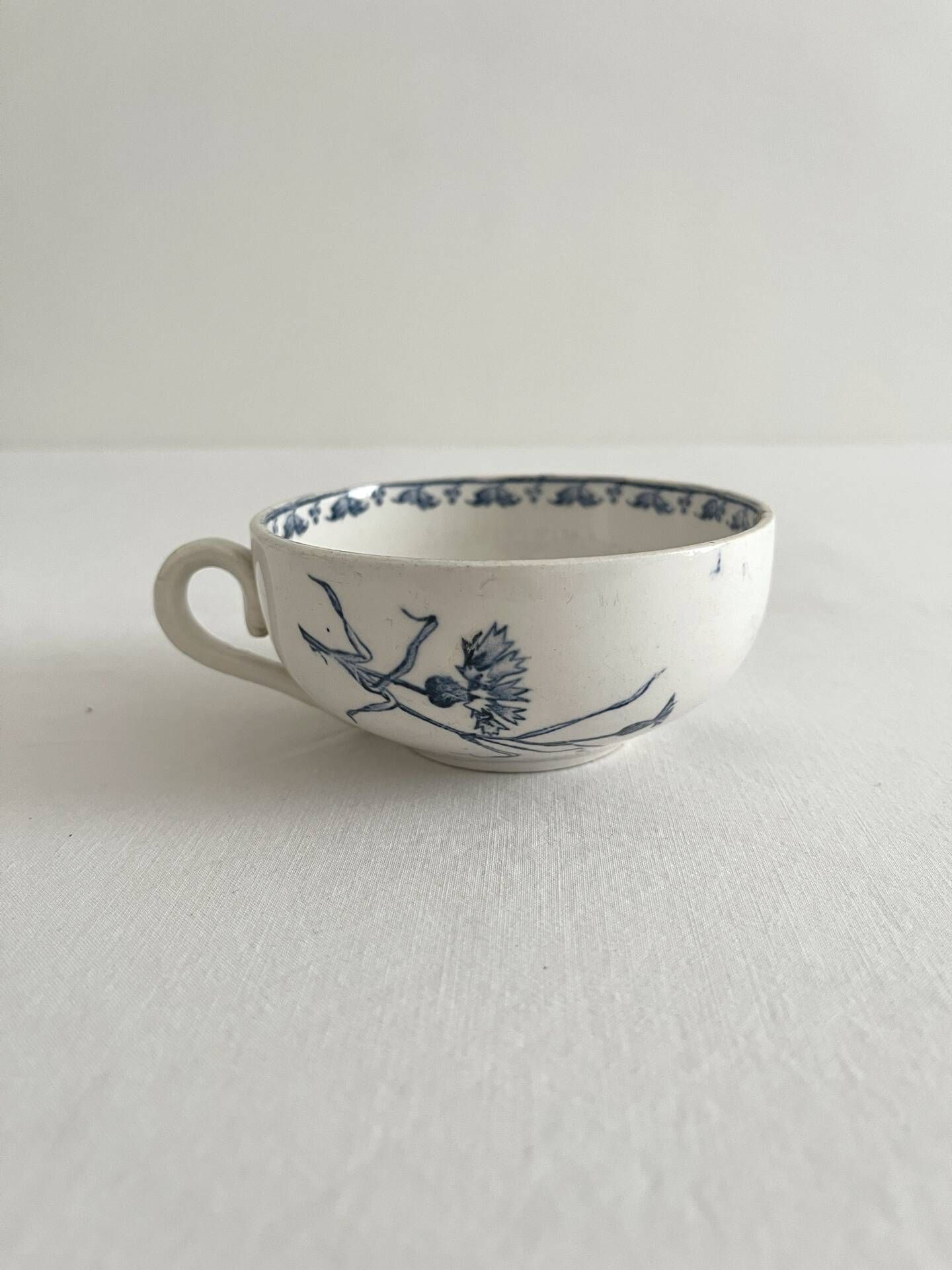 Antique ironstone cup "Carmen" Sarreguemines