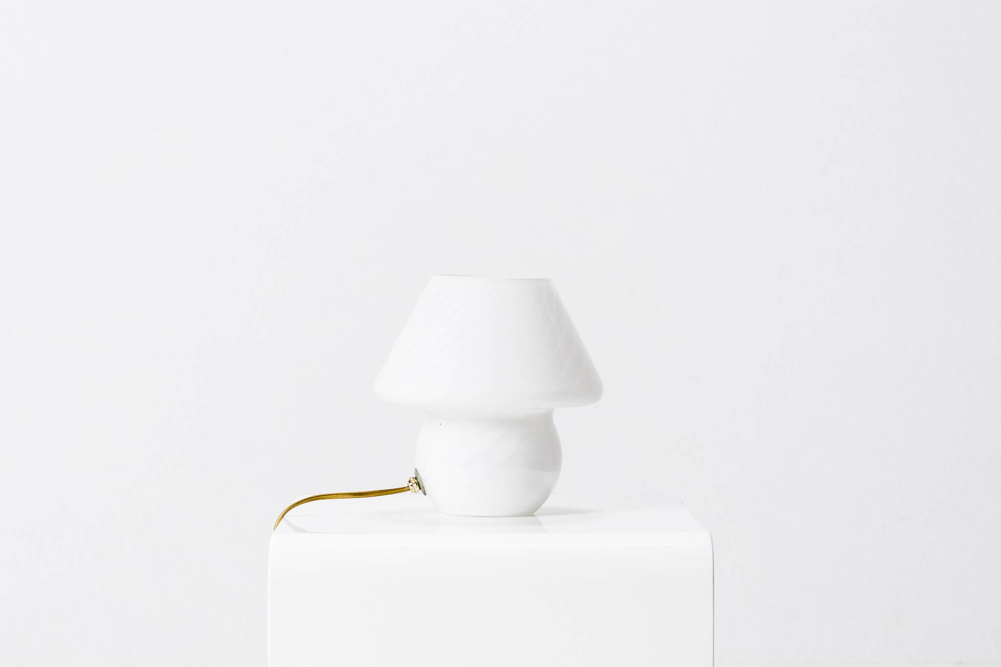 Set of 2 Mushroom Table Lamps by Venini for Mazzega, Italy, 1960s