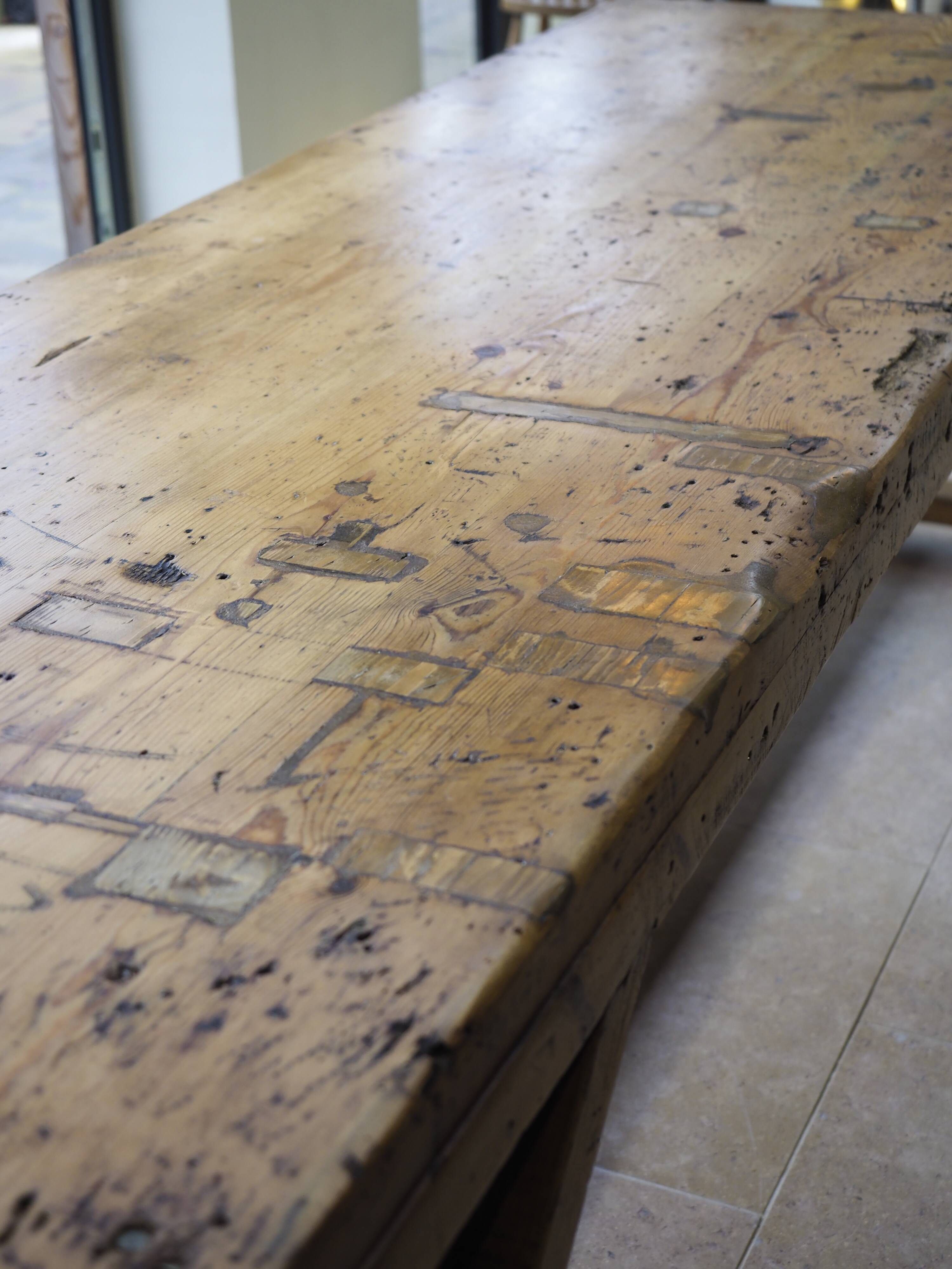 Table ancienne