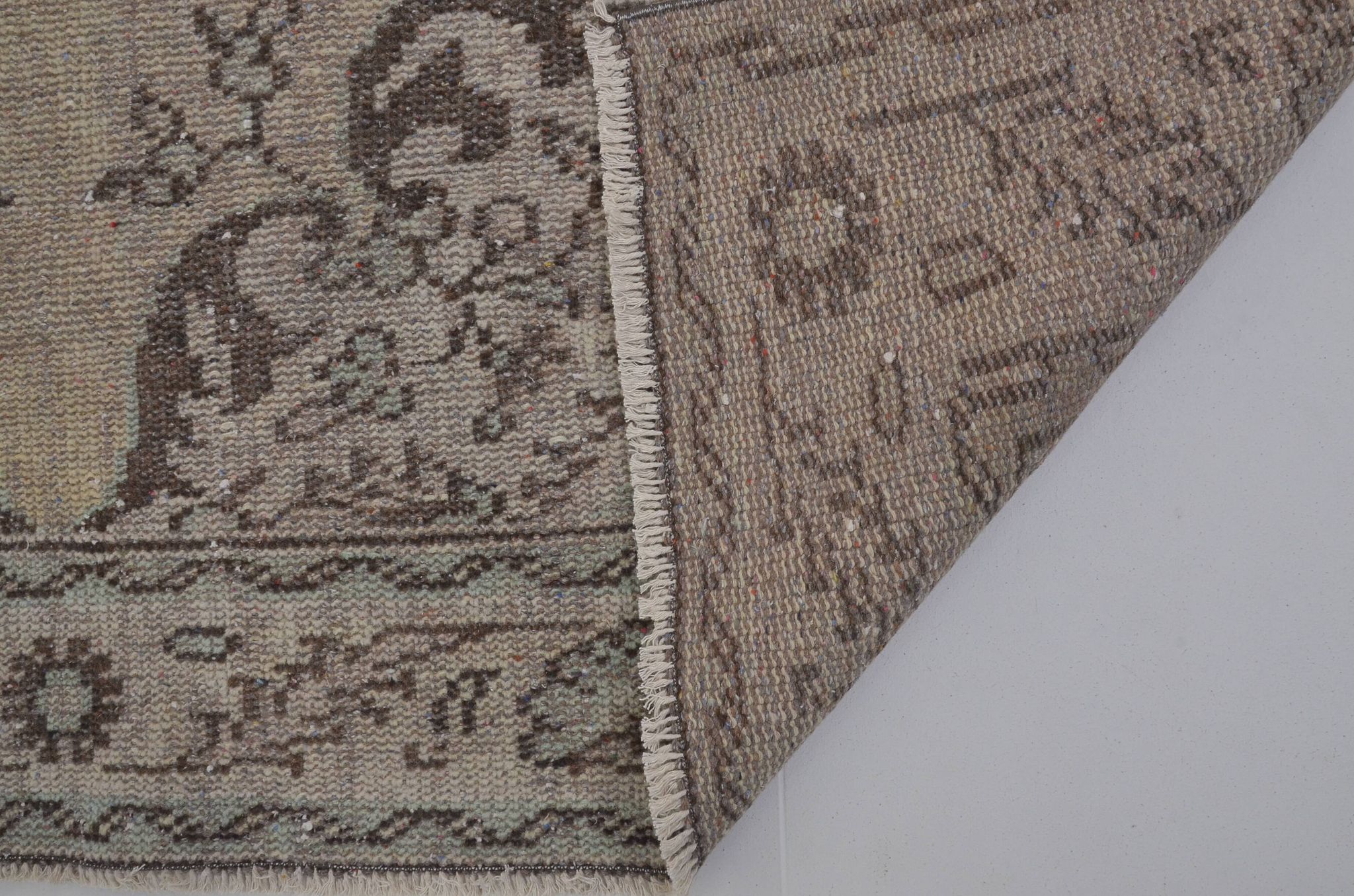 Tapis de vie domestique turc ancien sku1816