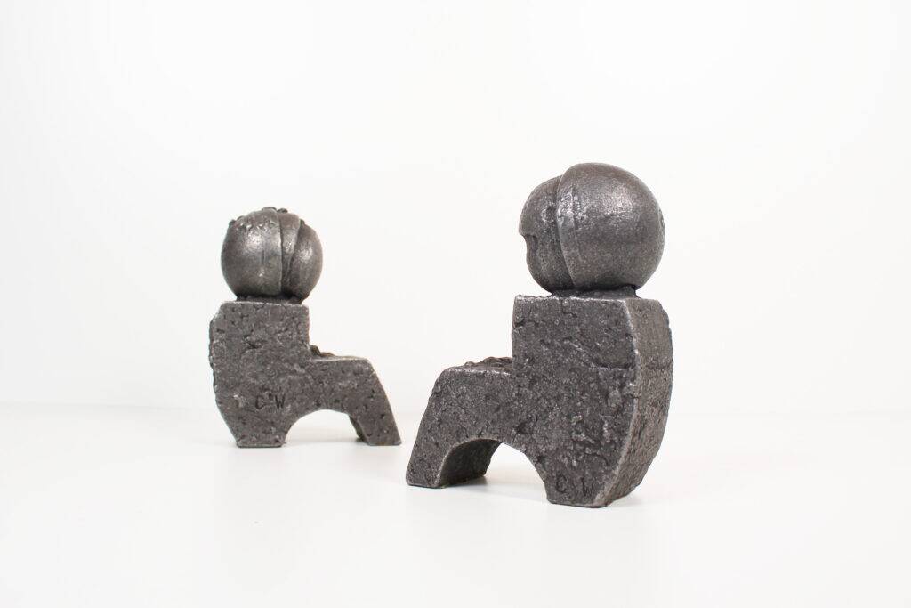 Ensemble de serre-livres en aluminium coulé brutaliste par Willy Ceysens, Belgique, années 1980.