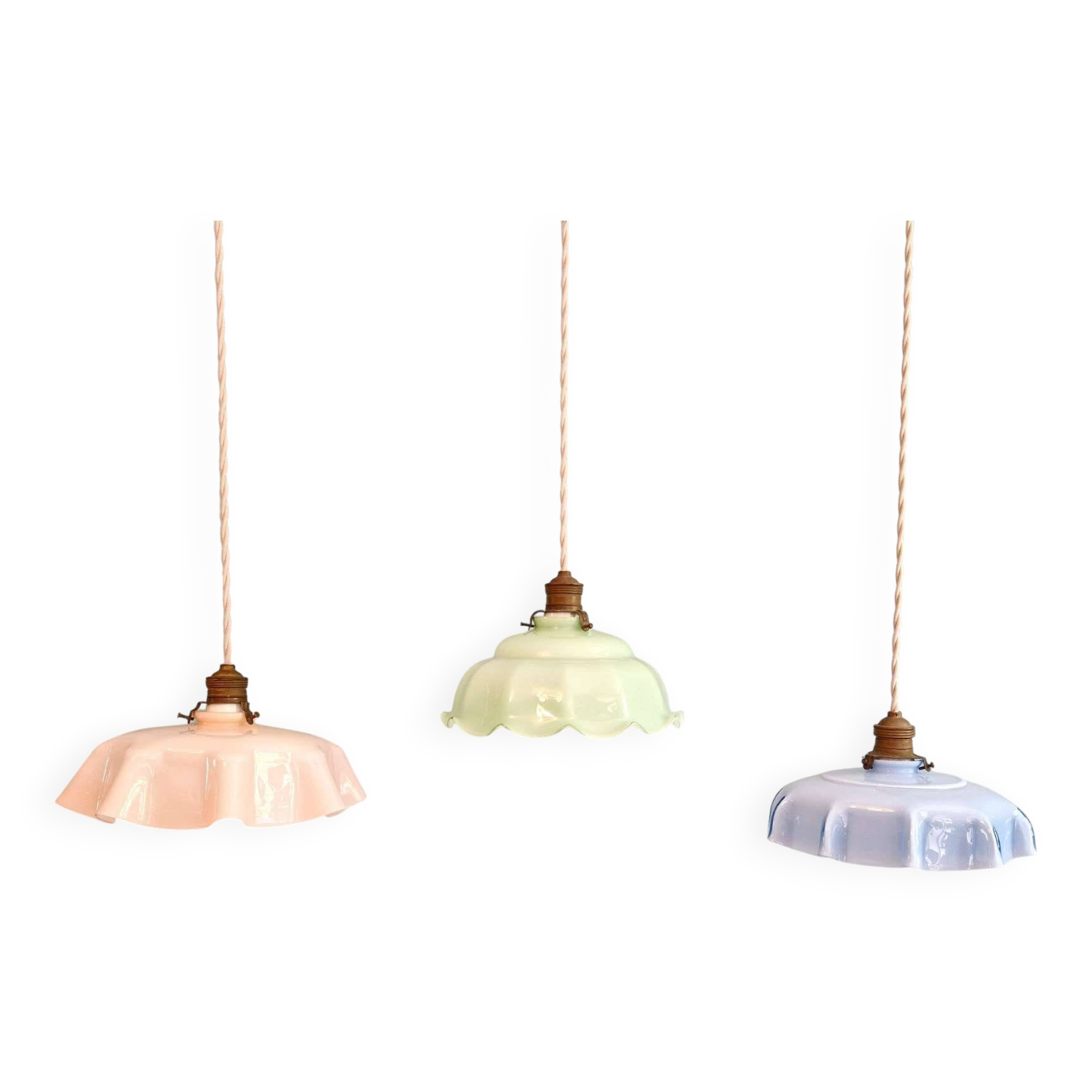 Trio of Art Deco pendant lights in scalloped opaline, 1920-30