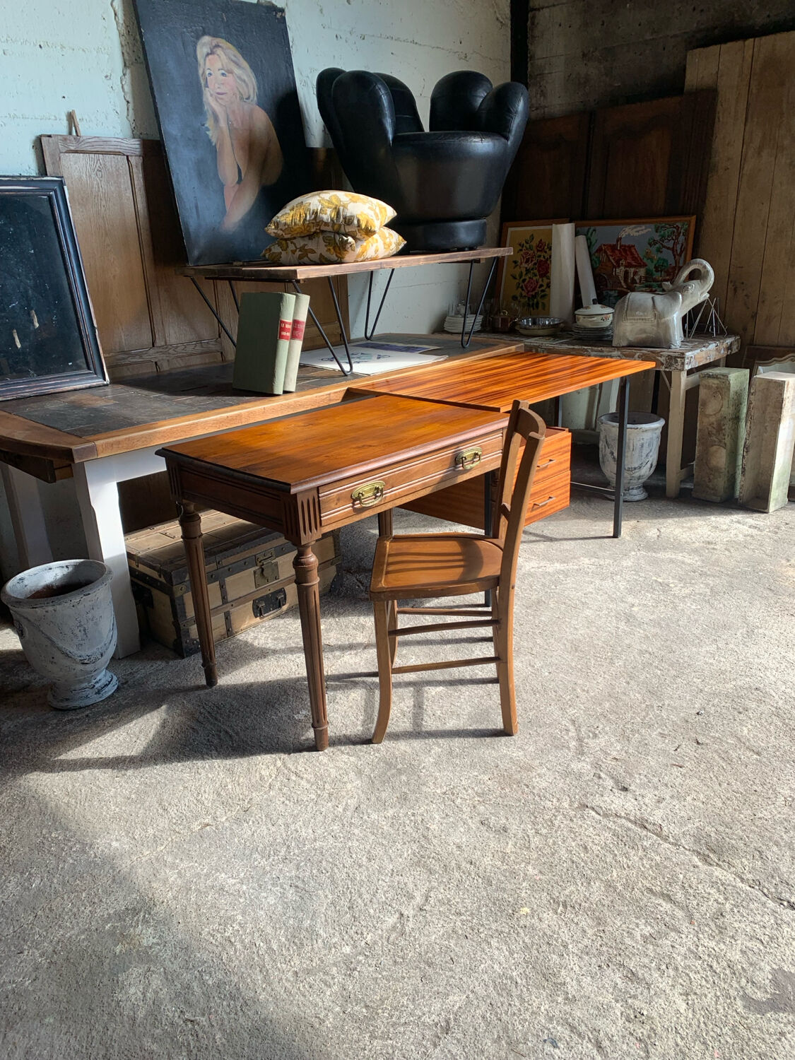 Bureau parisien de style Louis XVI