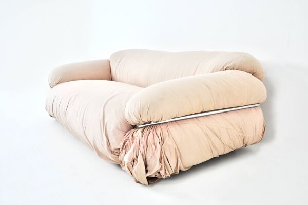 Canapé ''Sesann'' par Gianfranco Frattini pour Cassina, 1970s