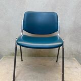 Vintage design chair 106 by Castelli – Design icon