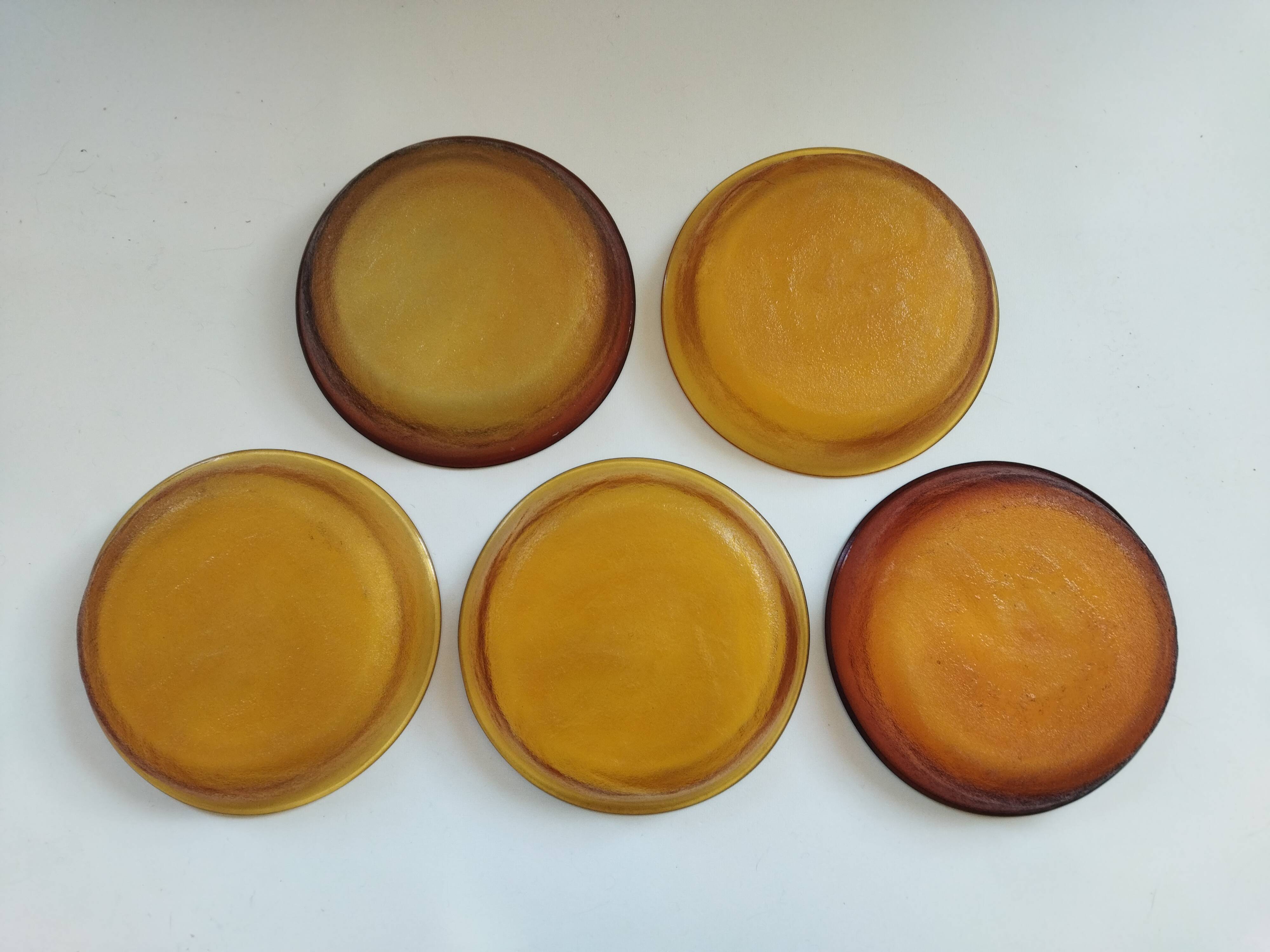 Arcoroc Sierra amber skullcap plates