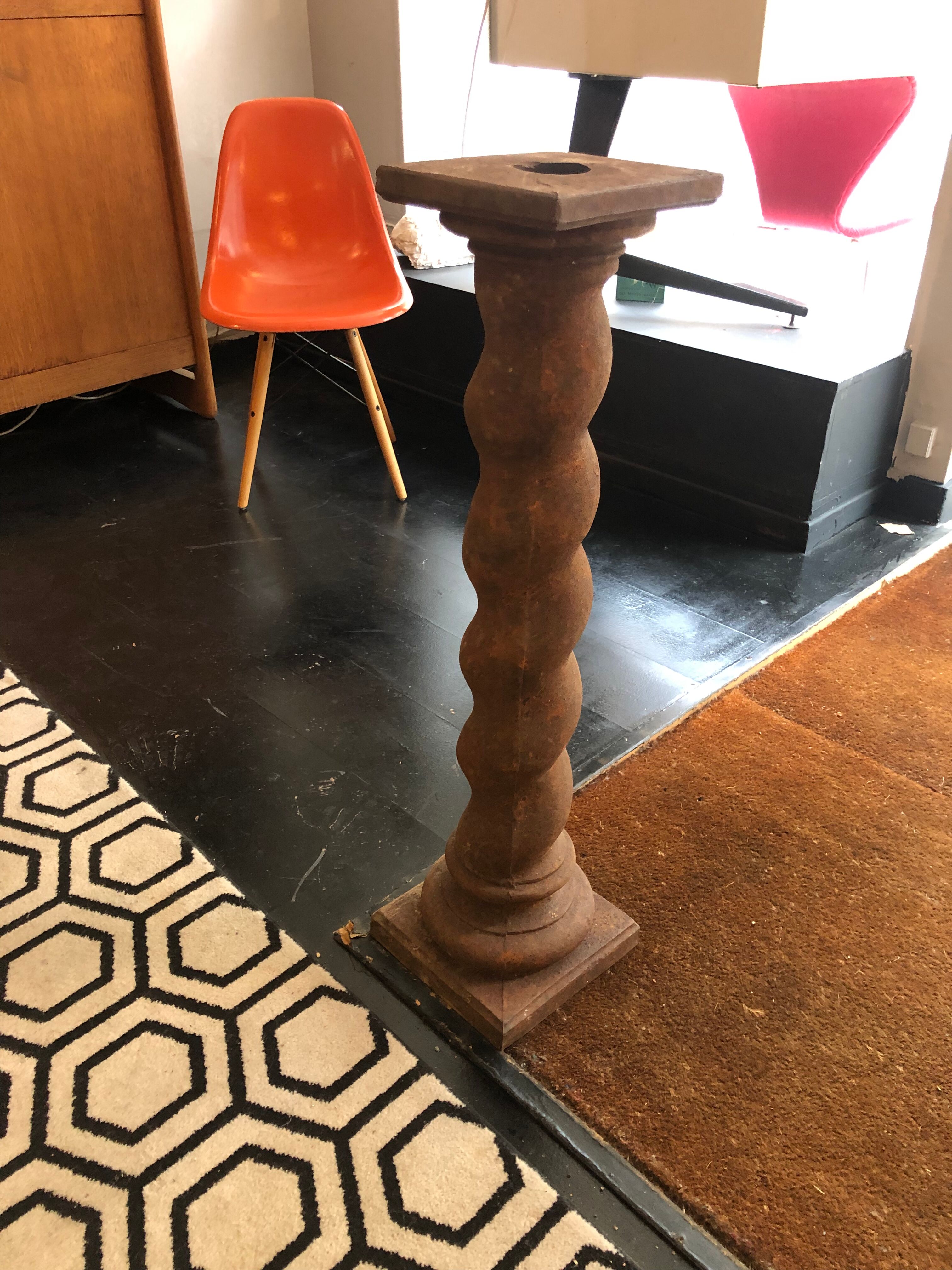 Cast iron column late 19th