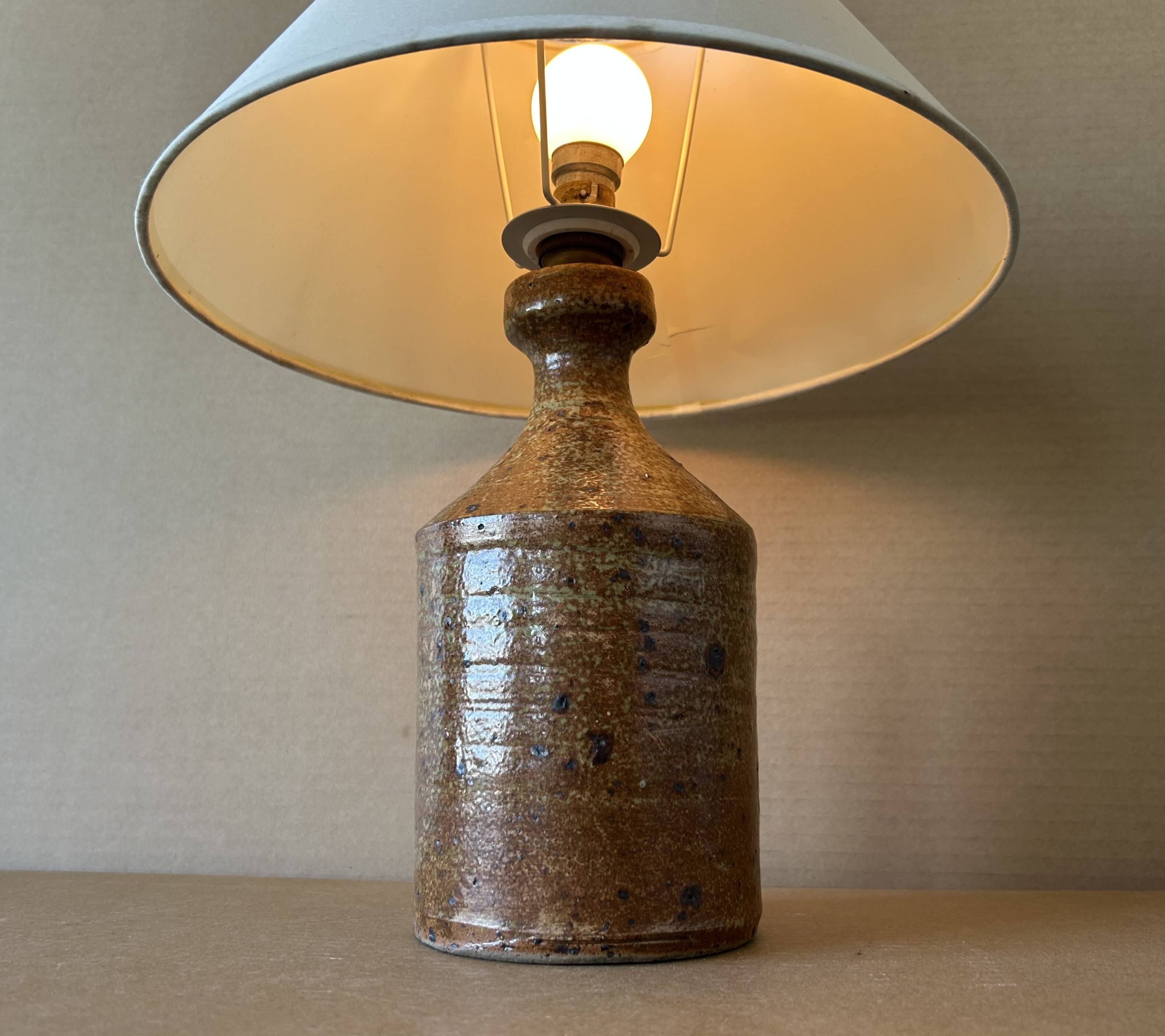 Vintage enamelled stoneware table lamp