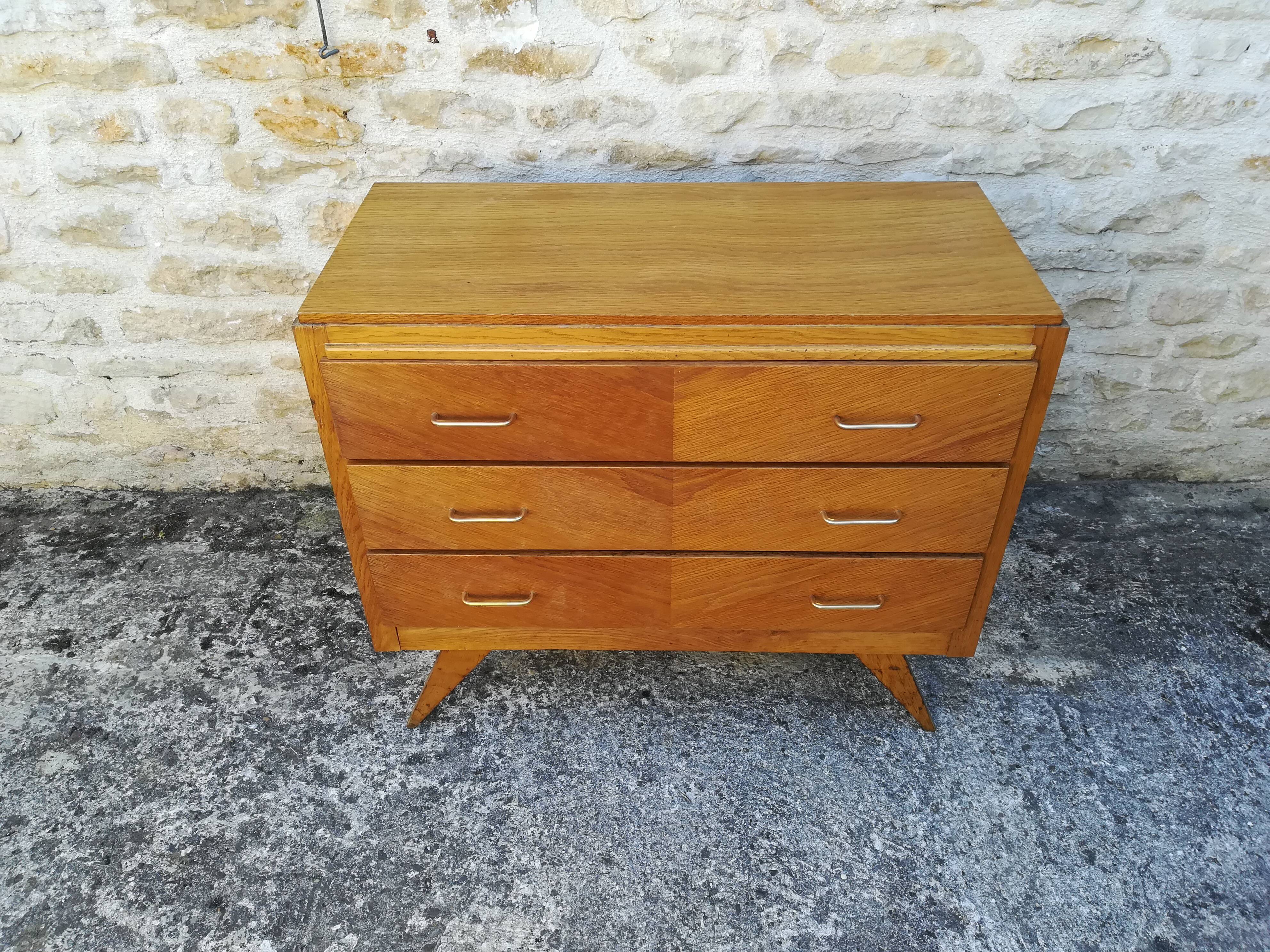 Compass feet chest of drawers