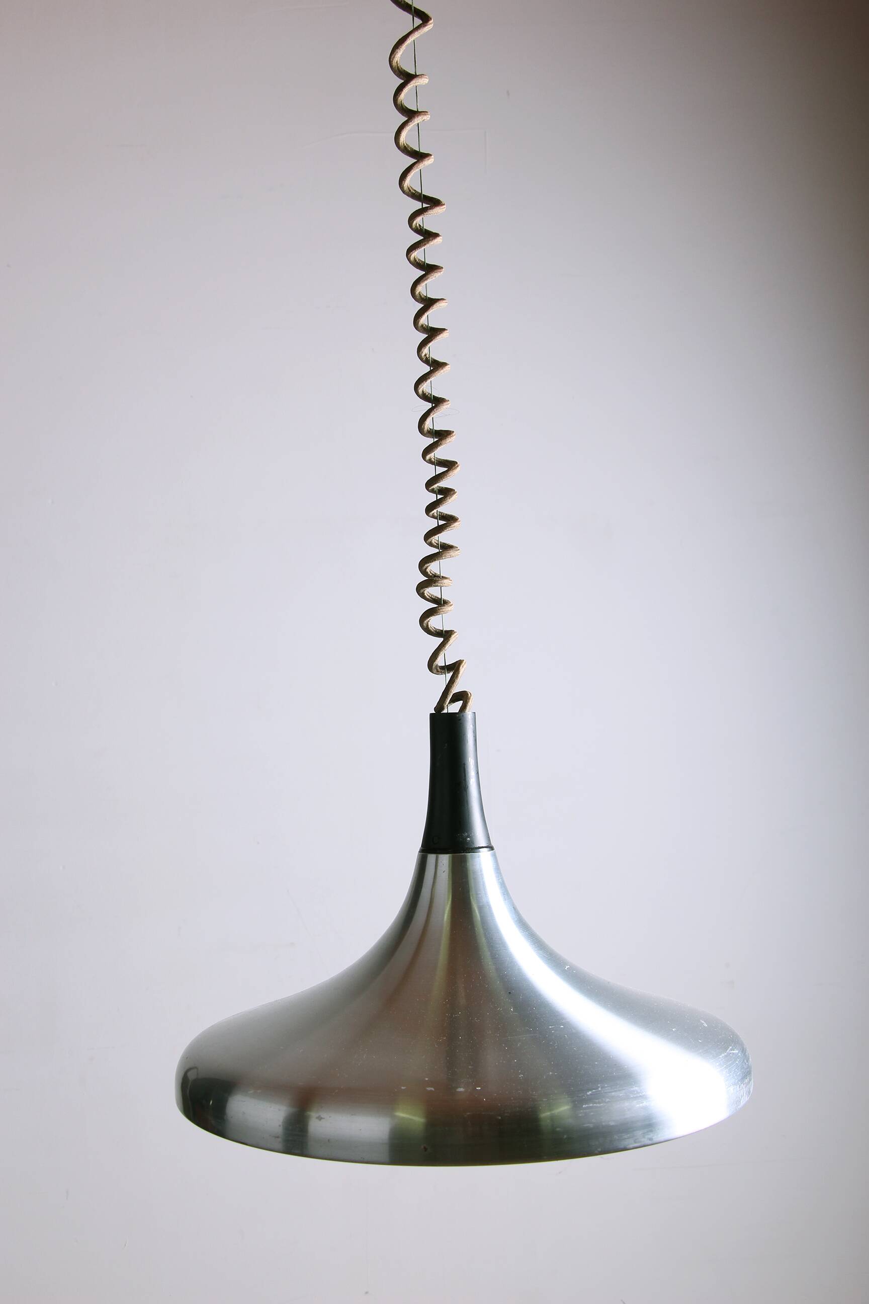 Large German pendant light in chrome metal, Tulip model by Erco 1960.
