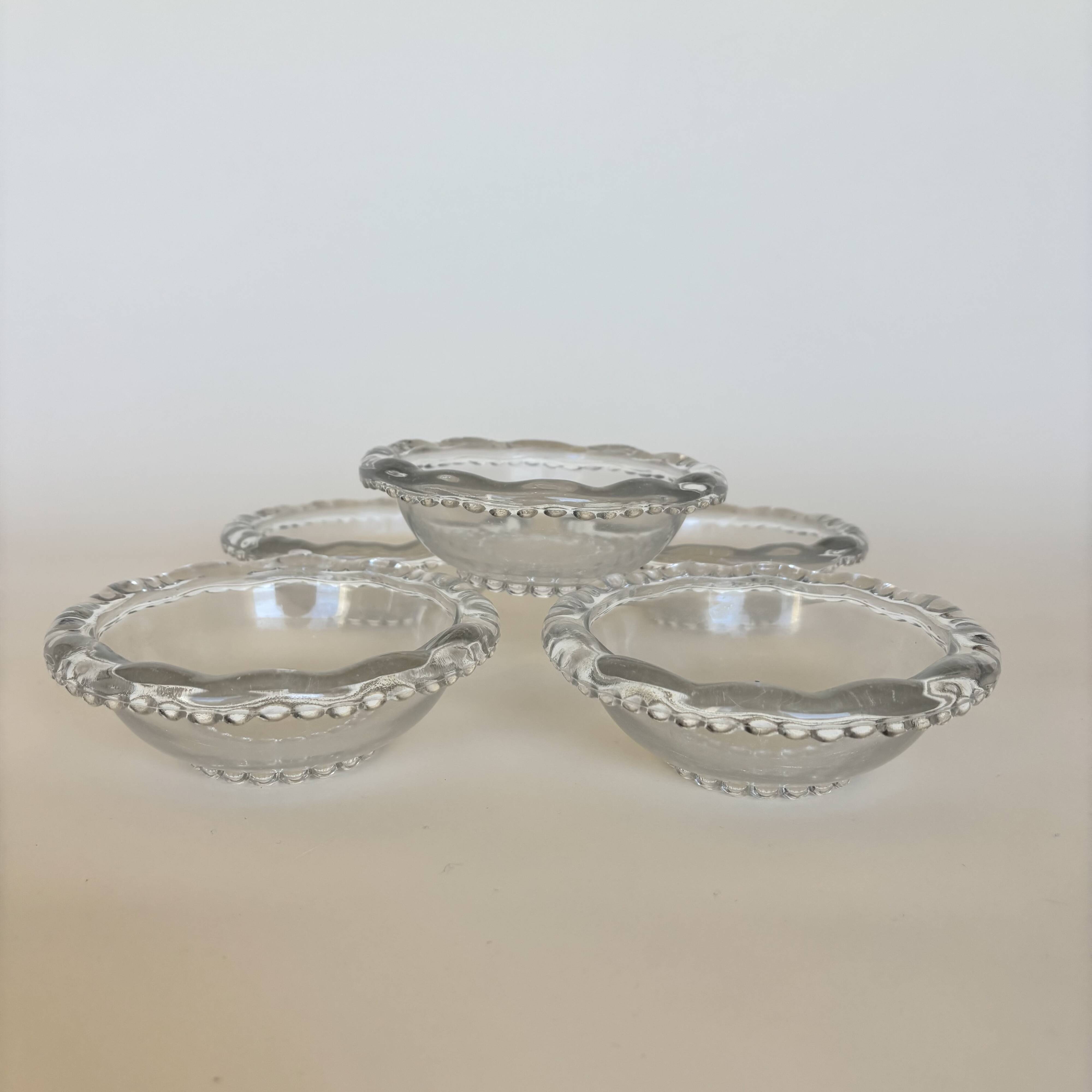 Set of 5 beaded glass bowls