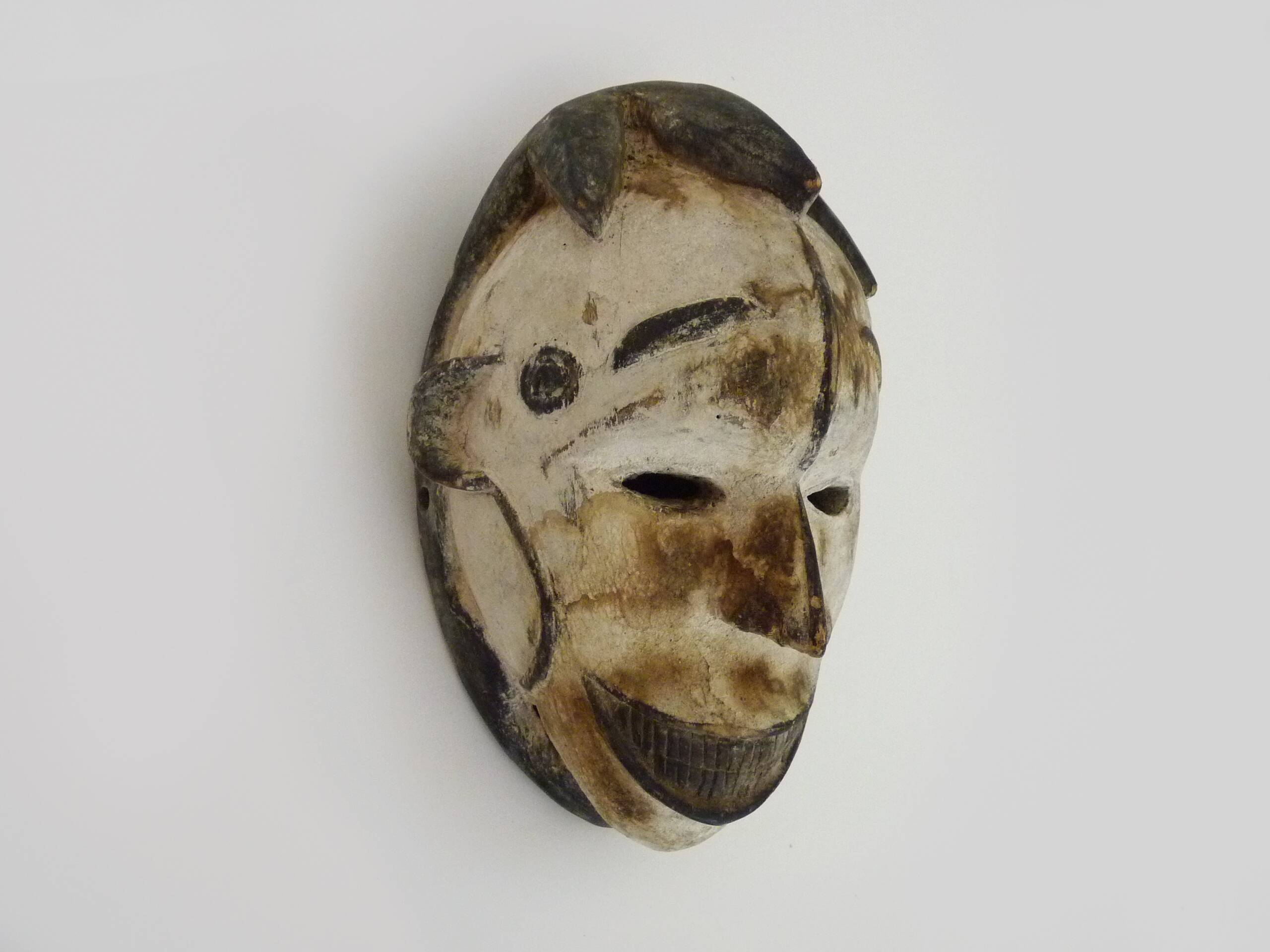 Okua Idoma Face Mask Nigeria. Tribal Art. African Art. 1970s