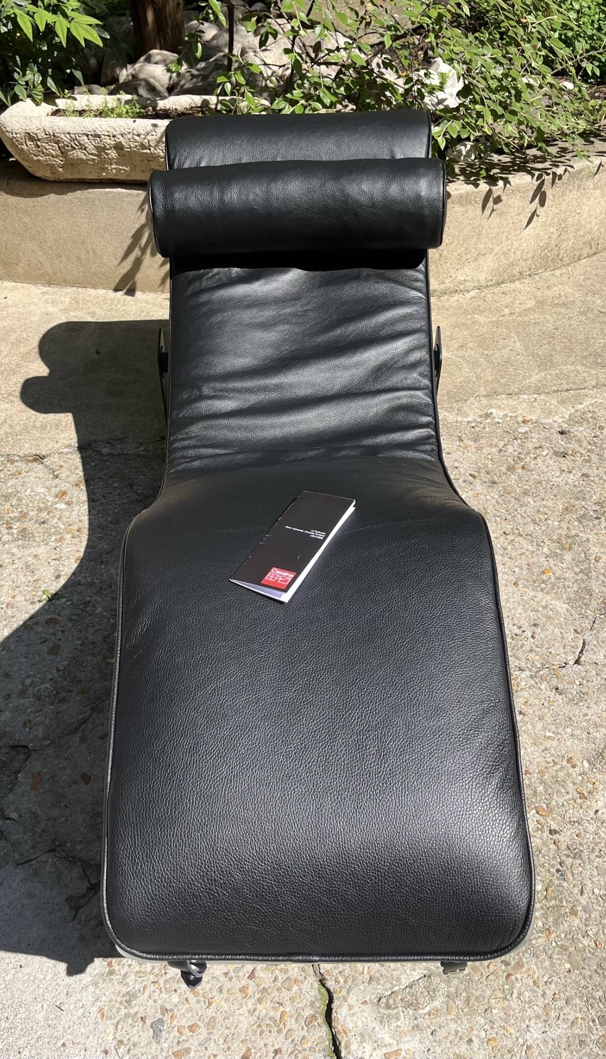 LC4 chair Le Corbusier