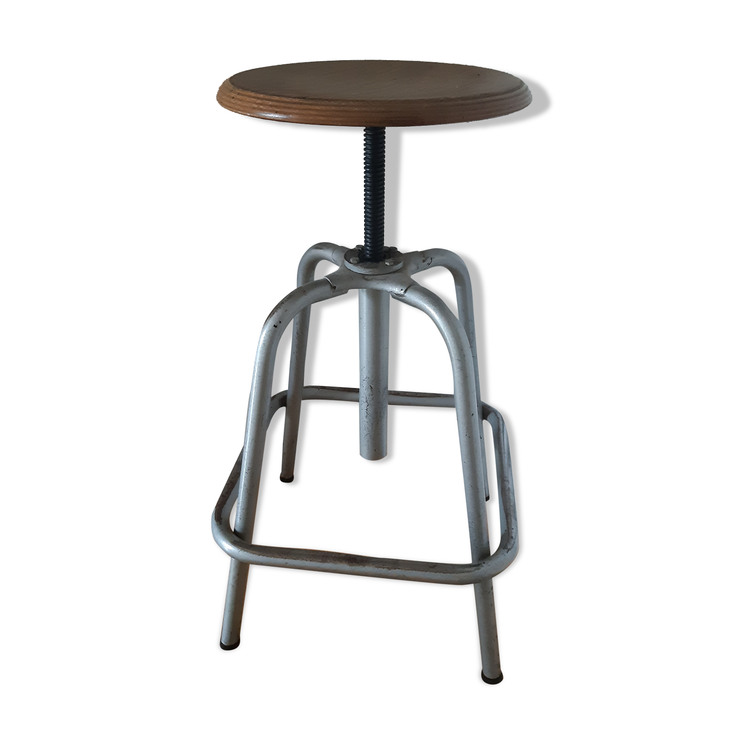 Industrial screw stool