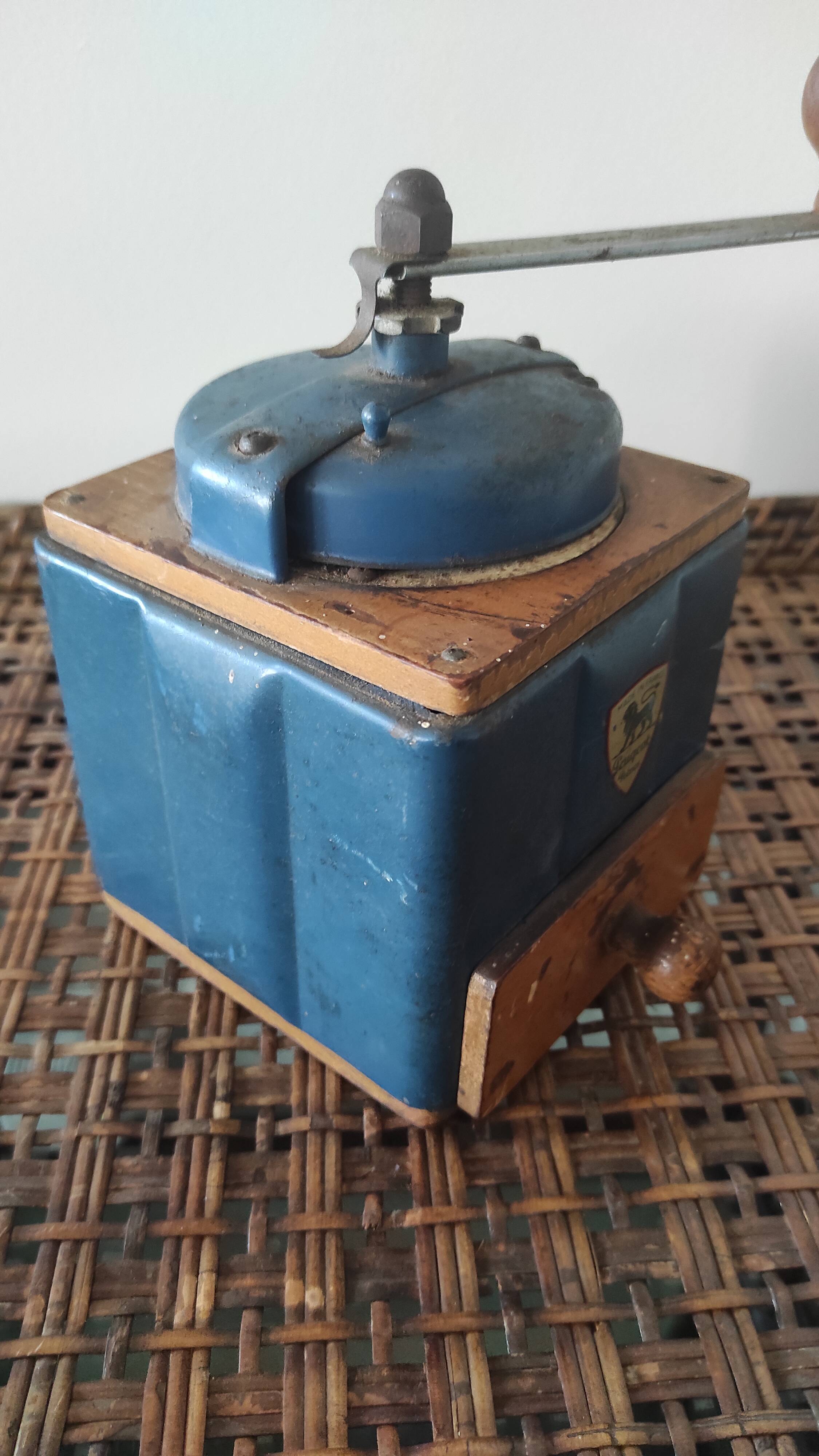 Peugeot coffee grinder