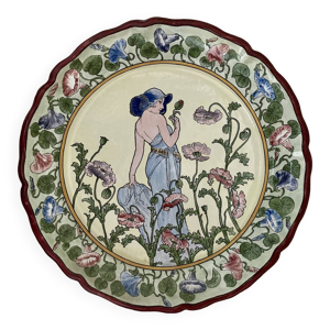 plat en céramique décor