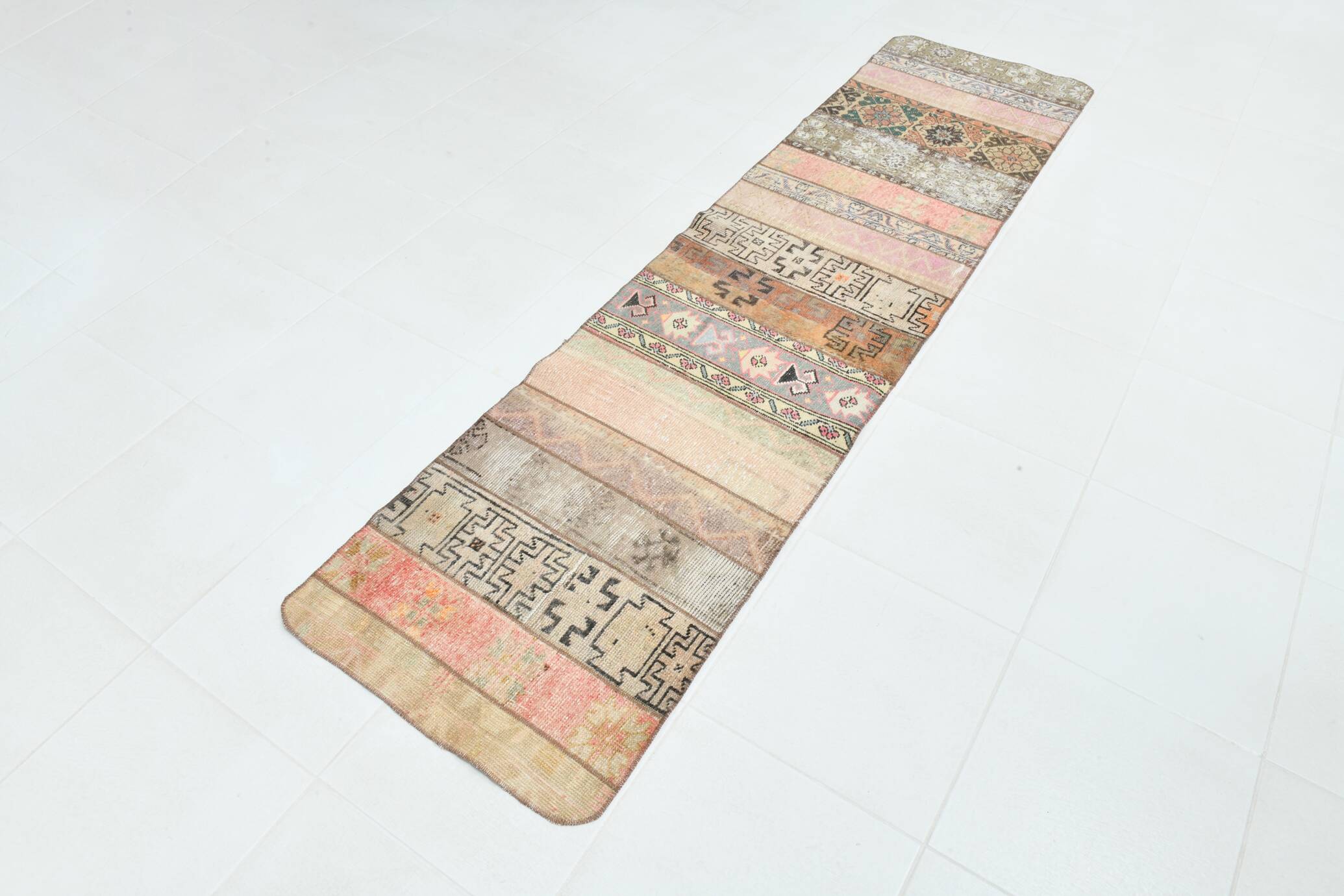Tapis Runner Vintage Patchwork, Motifs Tribaux, Tons Pastel & Terre, 66x265 cm