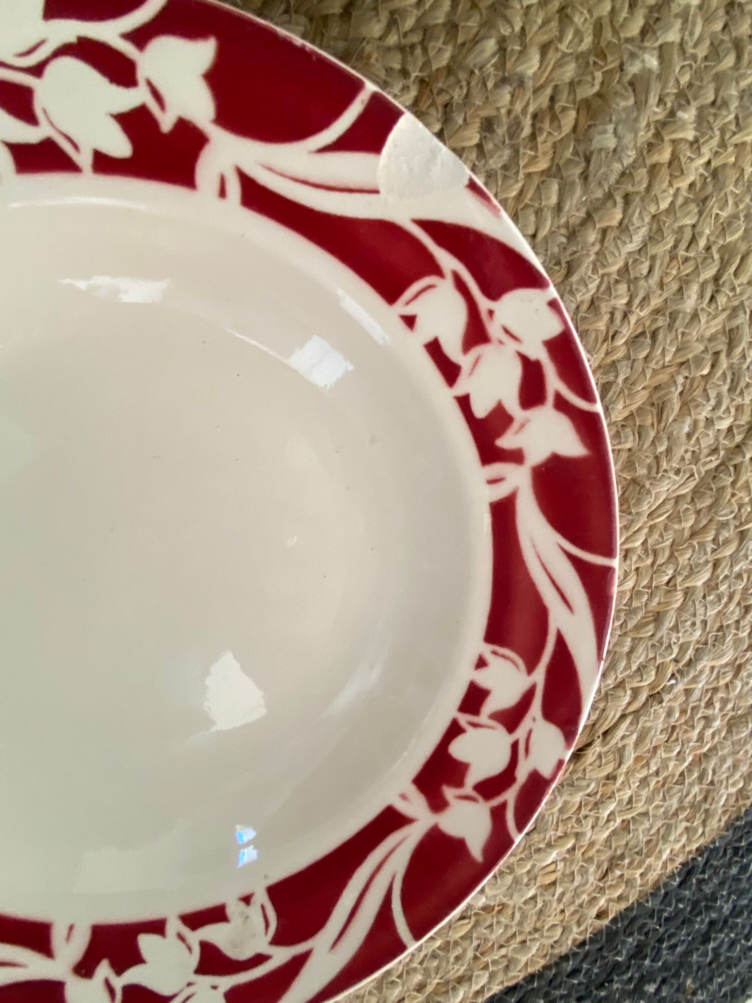 Old hollow plates mismatched in red.