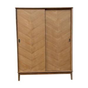 Armoire vintage avec