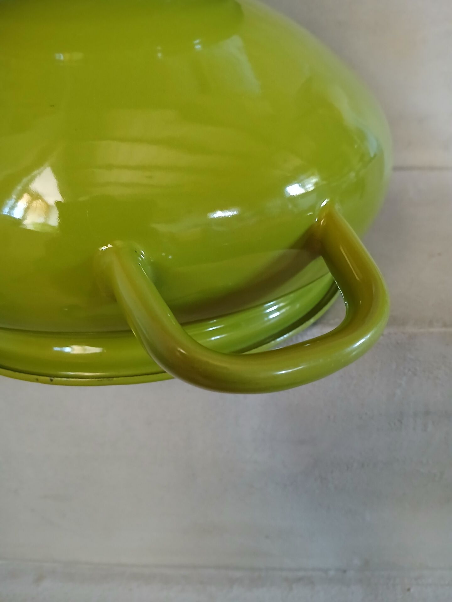 Vintage green enamelled tin soup tureen