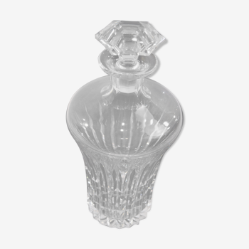 Ancient carafe with its cut crystal bouchon