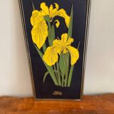 4 vintage flower plates