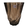 Vase torsadé Luminarc en verre fumé années 1970