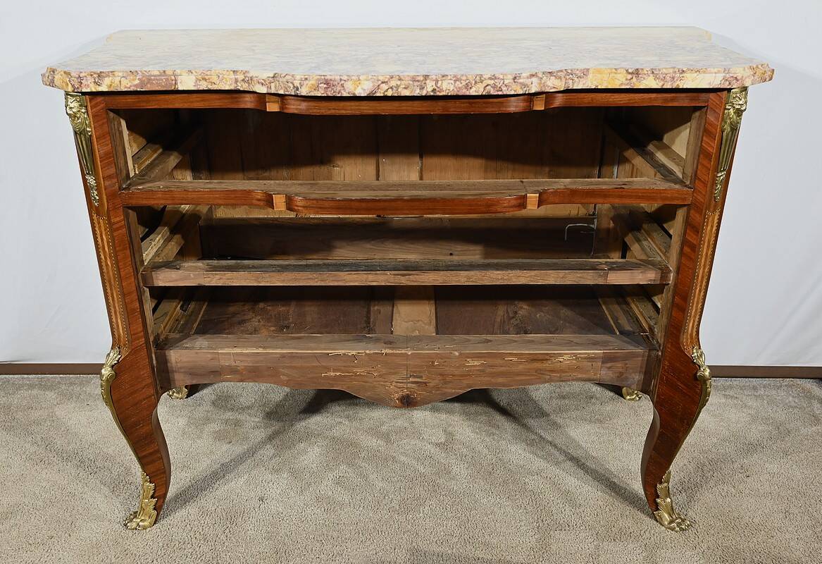 Rosewood and Amaranth chest of drawers, Louis XV / Louis XVI Transition style – Late 19th century