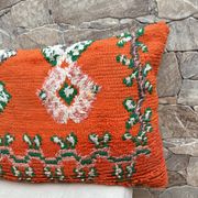 Vintage Berber Kilim cushion cover: Moroccan wool cushion