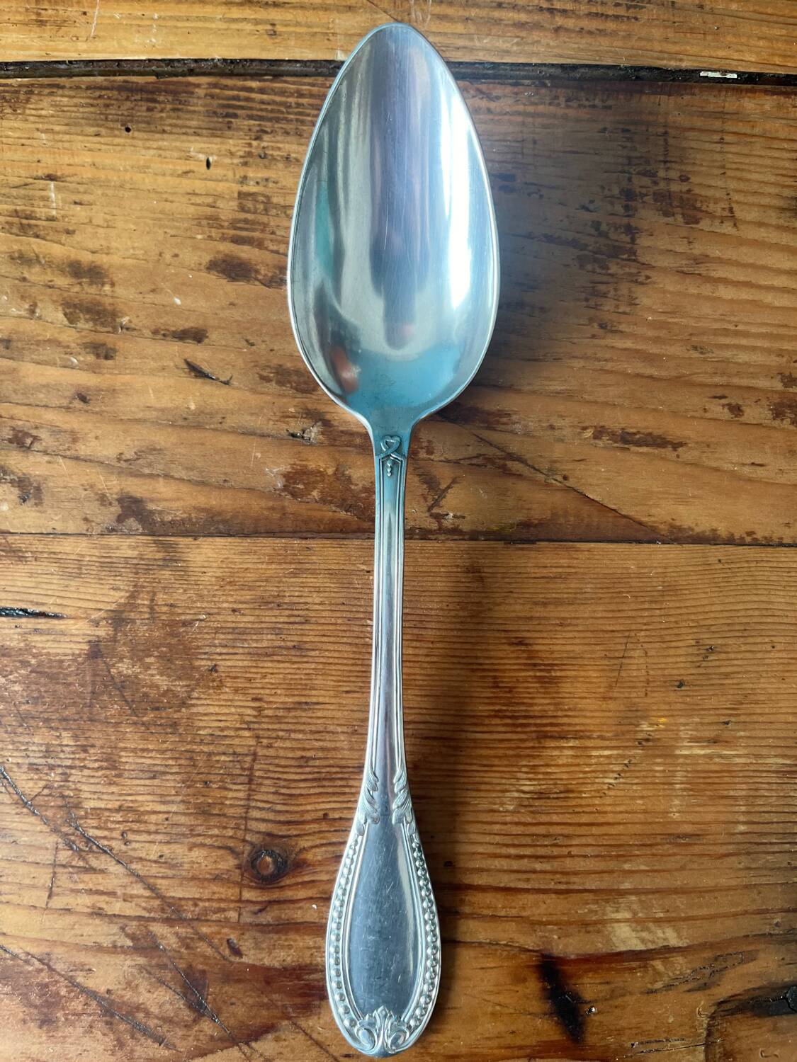 Metal cutlery set for 10 guests