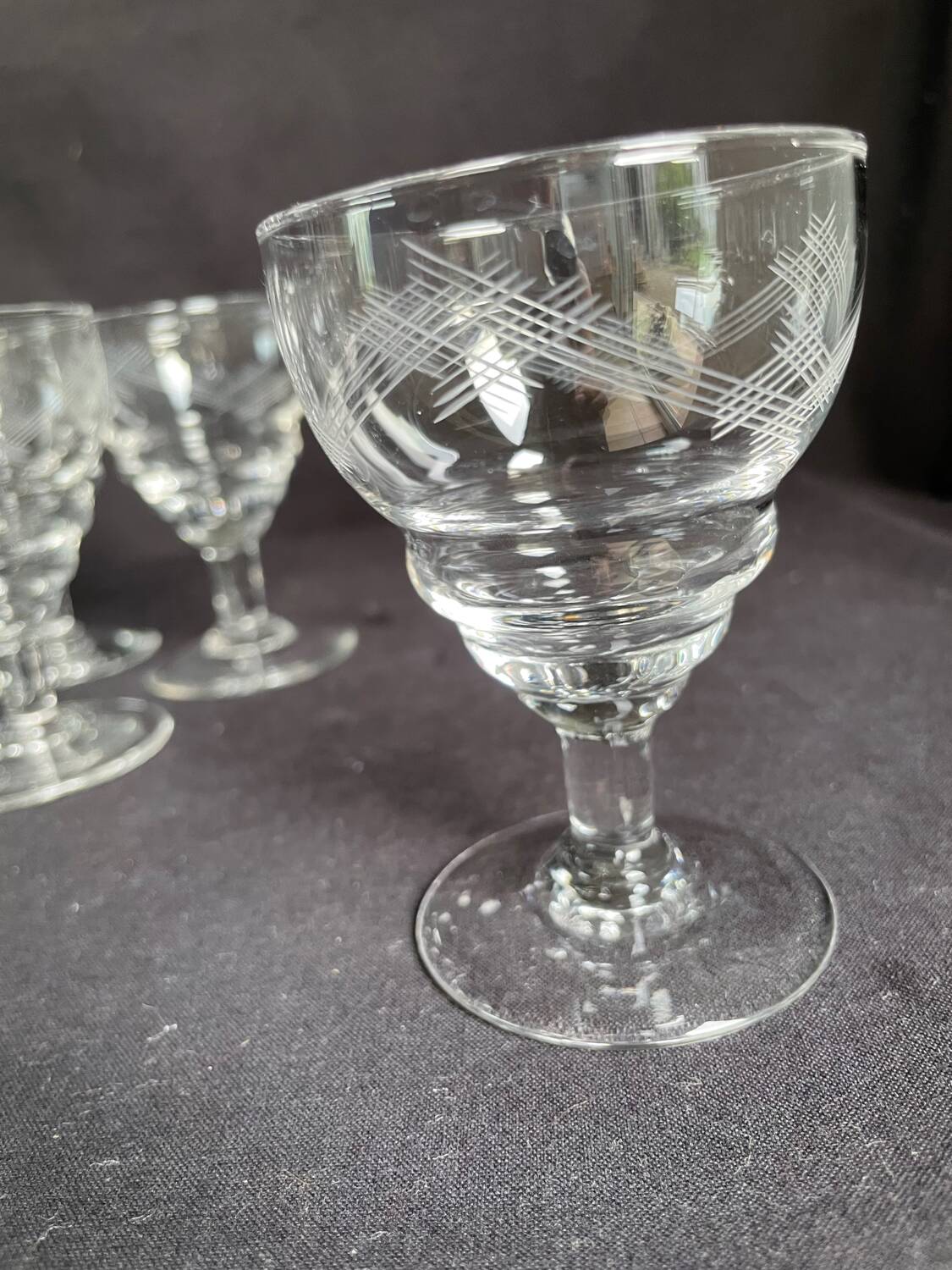 5 Ardéco chiseled crystal glasses