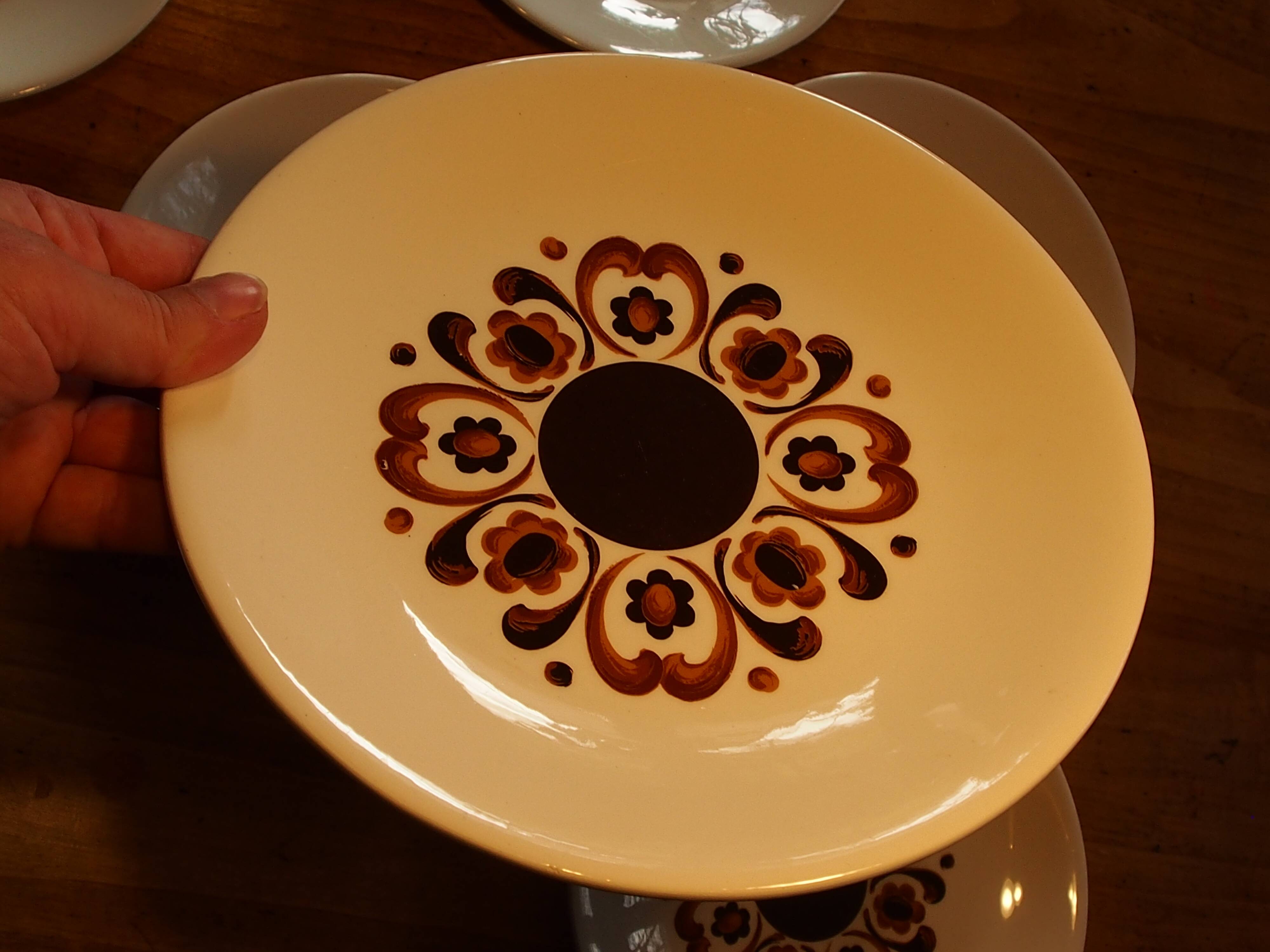 Lot of 10 vintage flat plates from the GIEN factory