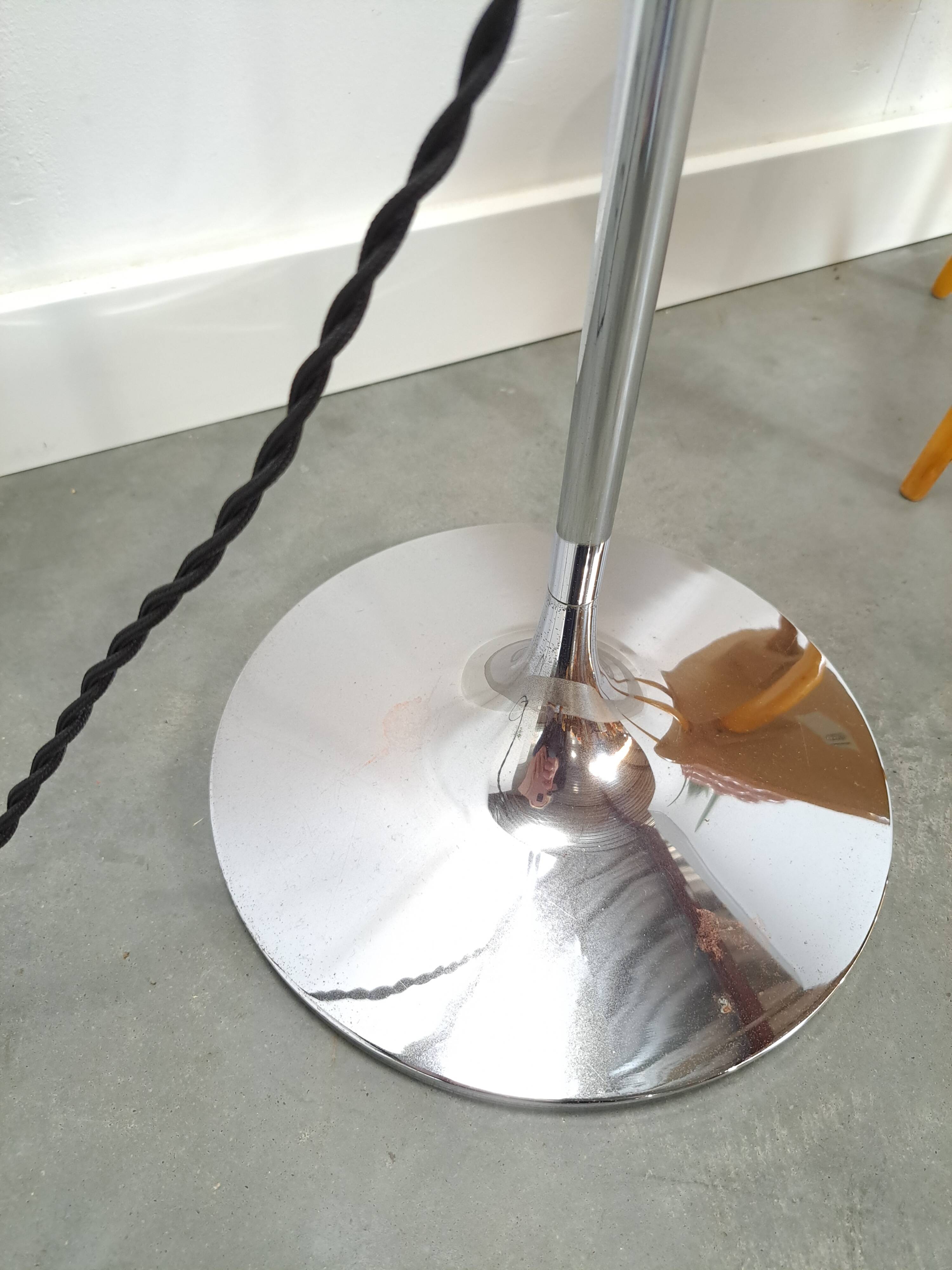 Space age chromen staande bol lamp vloerlamp