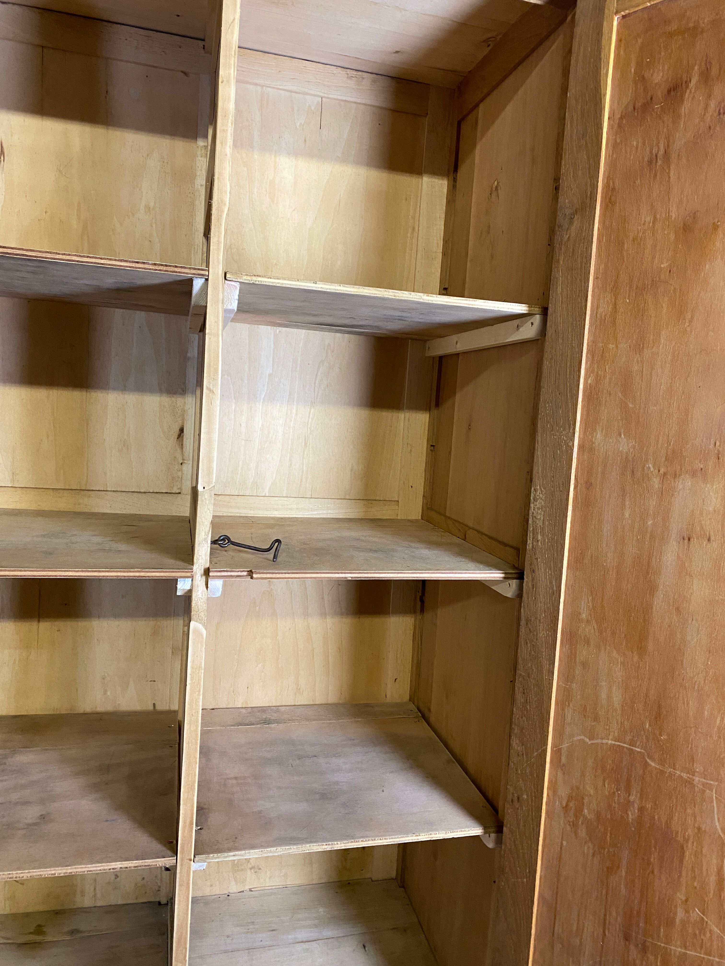 Parisian wardrobe raw oak