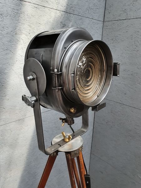 AE Cremer projector on tripod wood