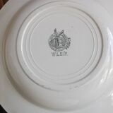 6 anciennes assiettes creuses dépareillées en Terre de Fer vertes et bleues