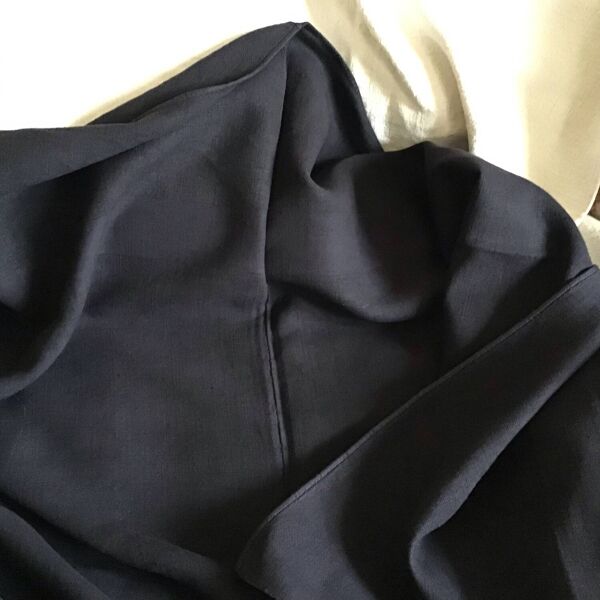 Nappe de campagne en lin noir
