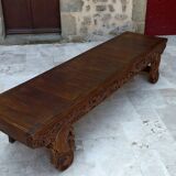 Important Indonesian bench in carved wood, Early 20th century