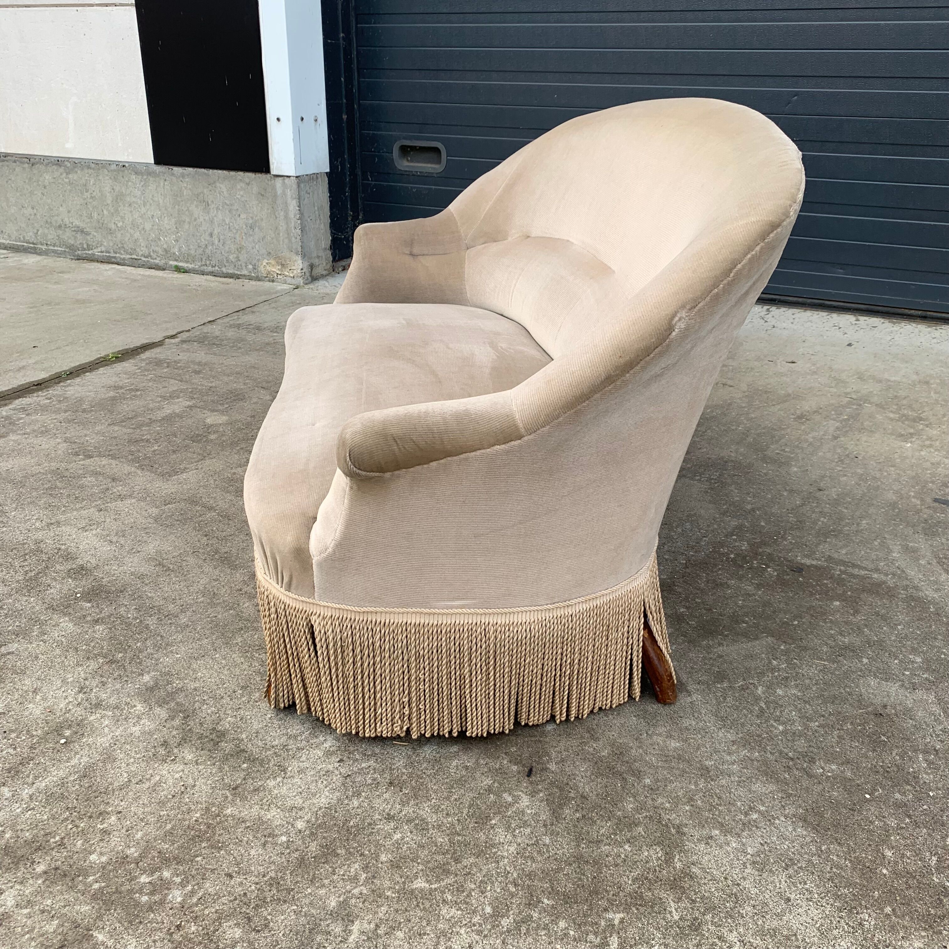 Toad sofa Napoleon III