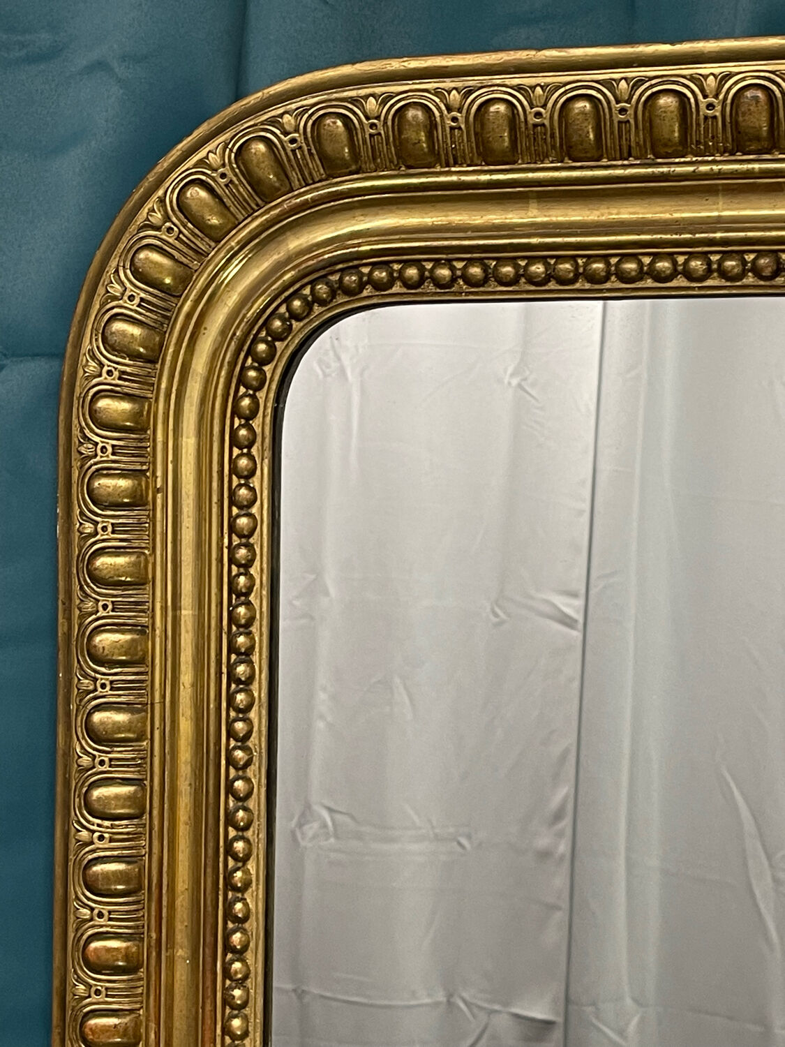 Late nineteenth mirror 146x106cm