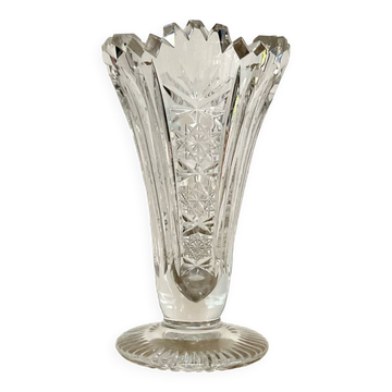 Chiseled glass vase