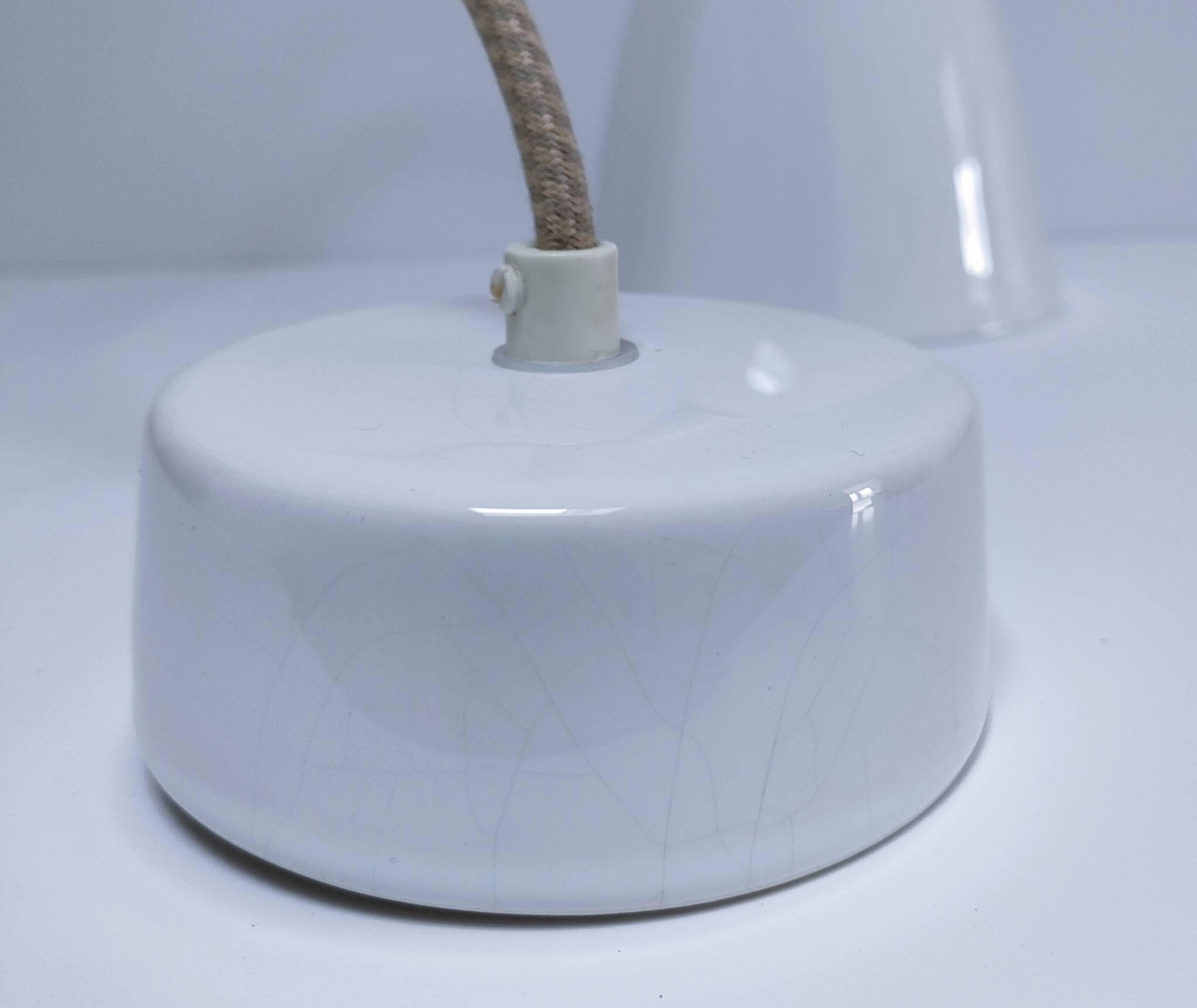 BTC England porcelain pendant light