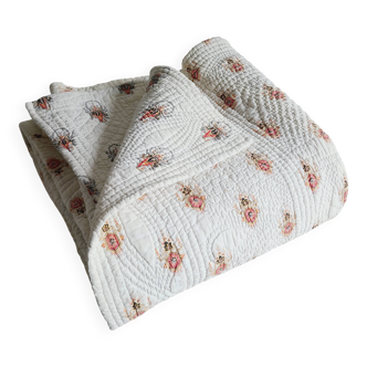 Large Provençal boutis from the 19th century, 195 x 190 cm.