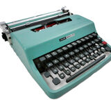 Olivetti Lettera 32 blue typewriter