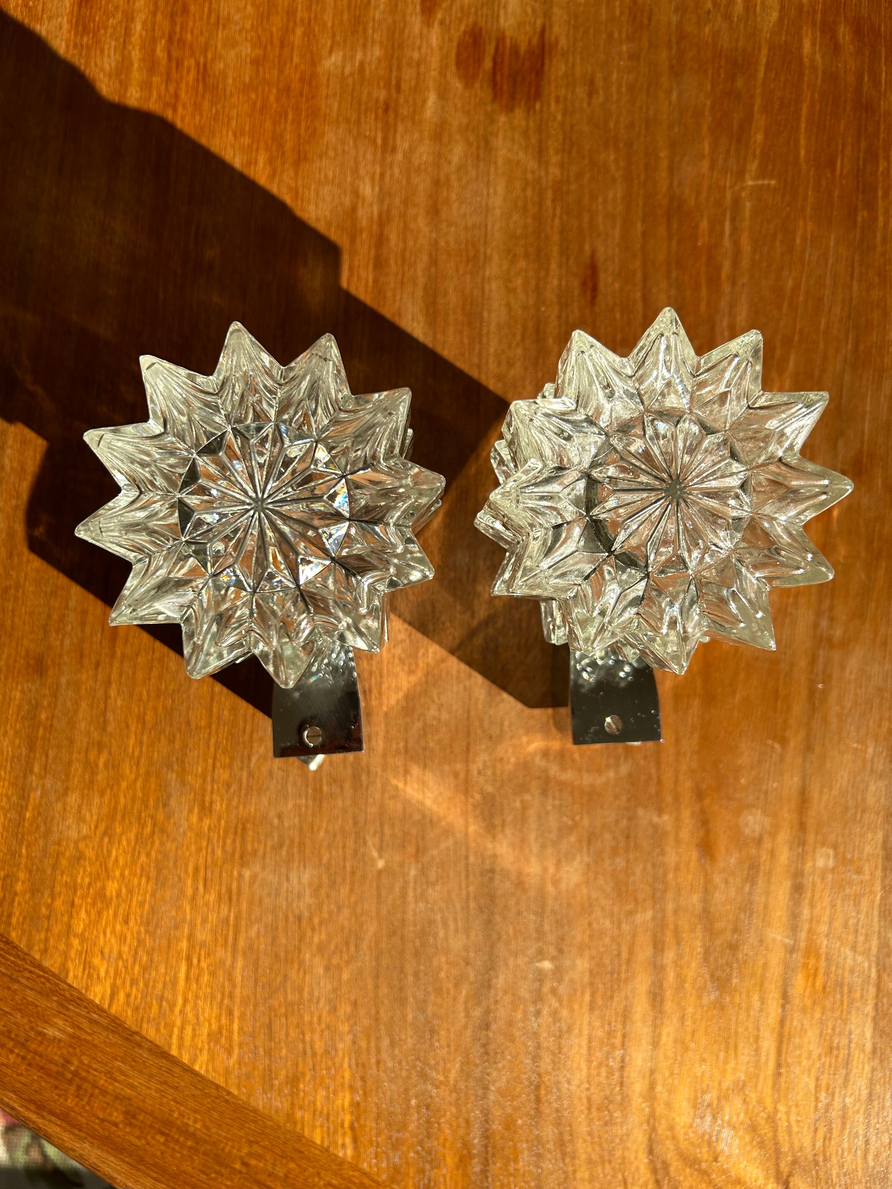 Pair of wall sconces