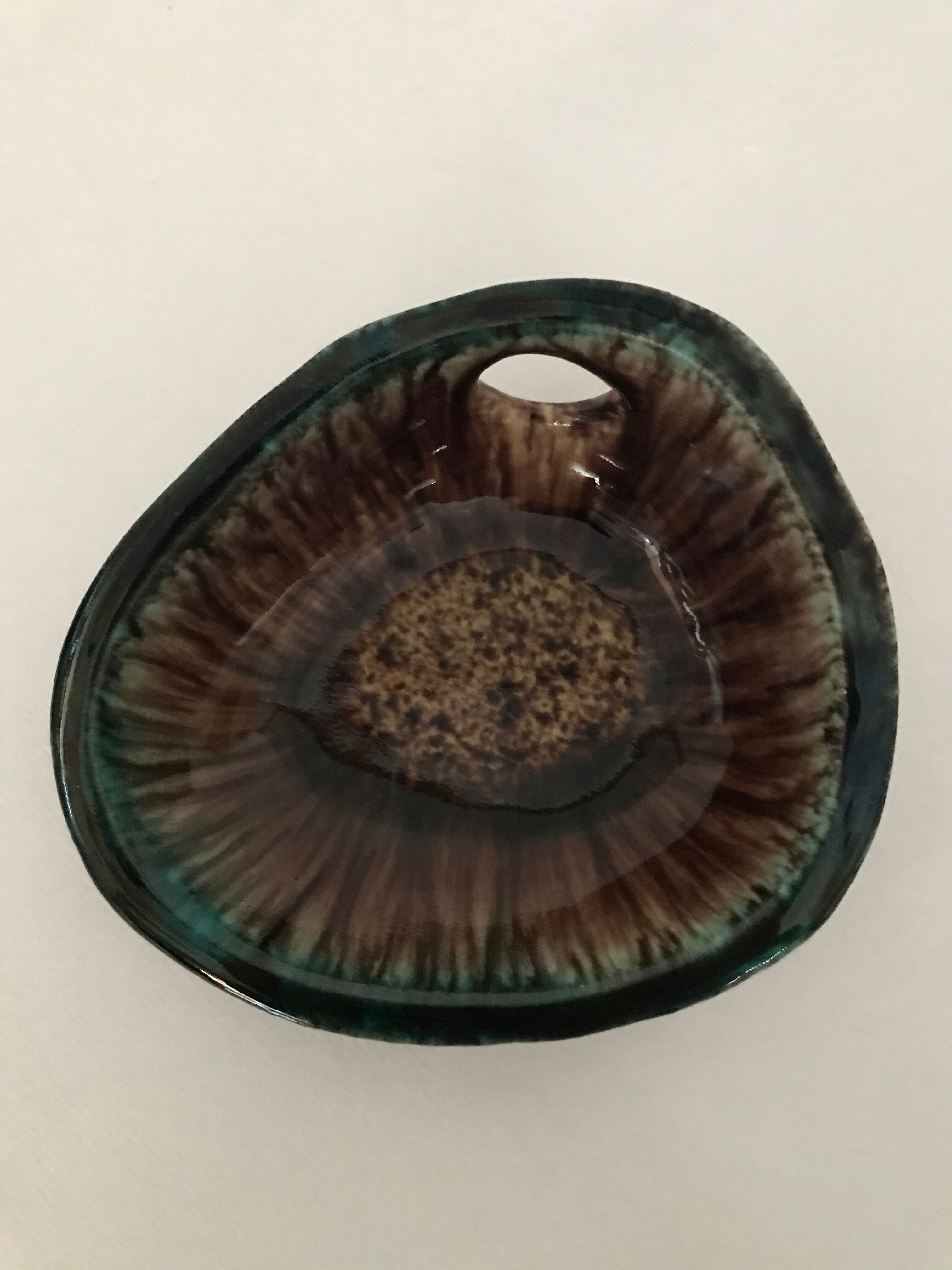 Ceramic trinket bowl, Accolay, circa 1950-1960.