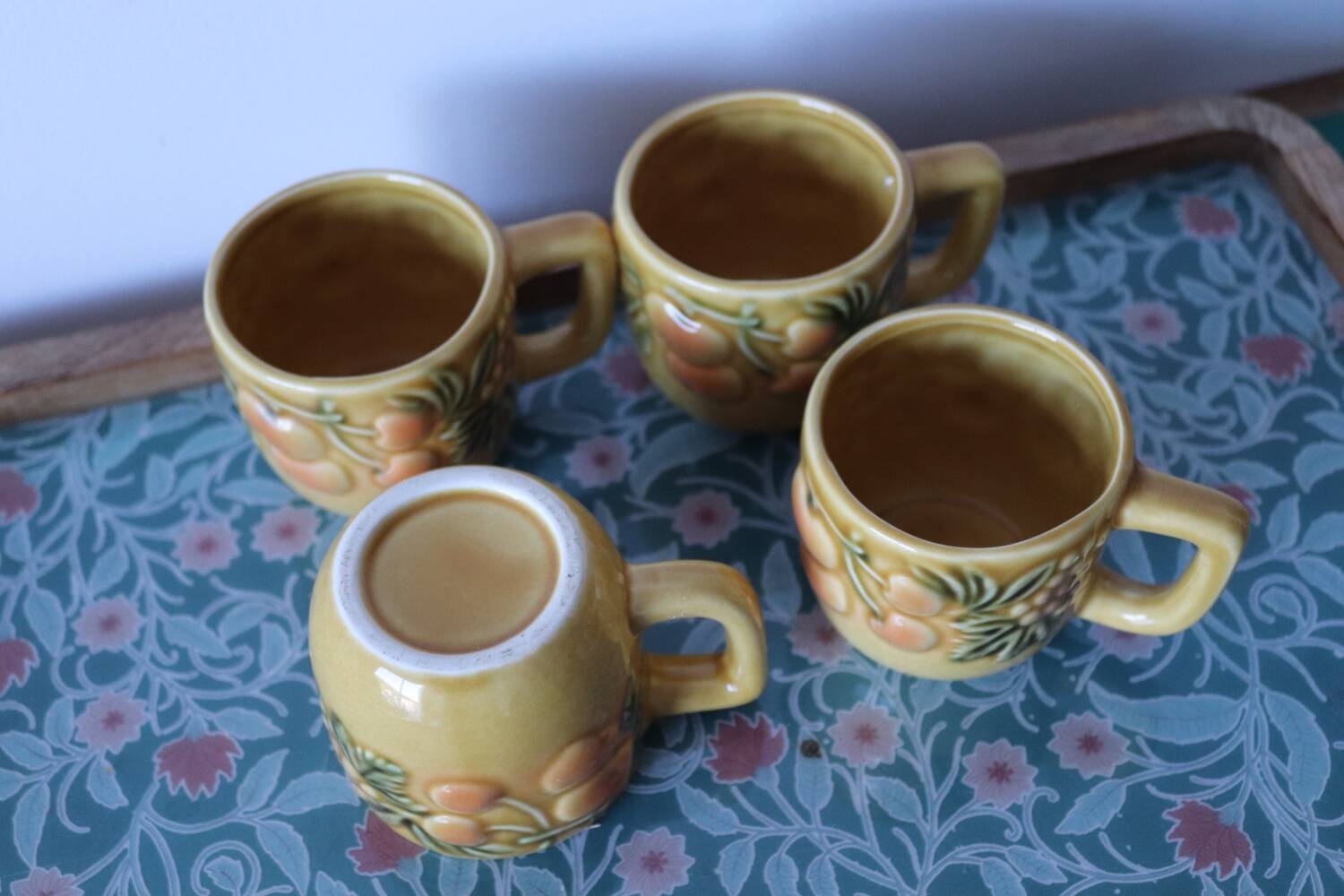 4 vintage slip fruit cups